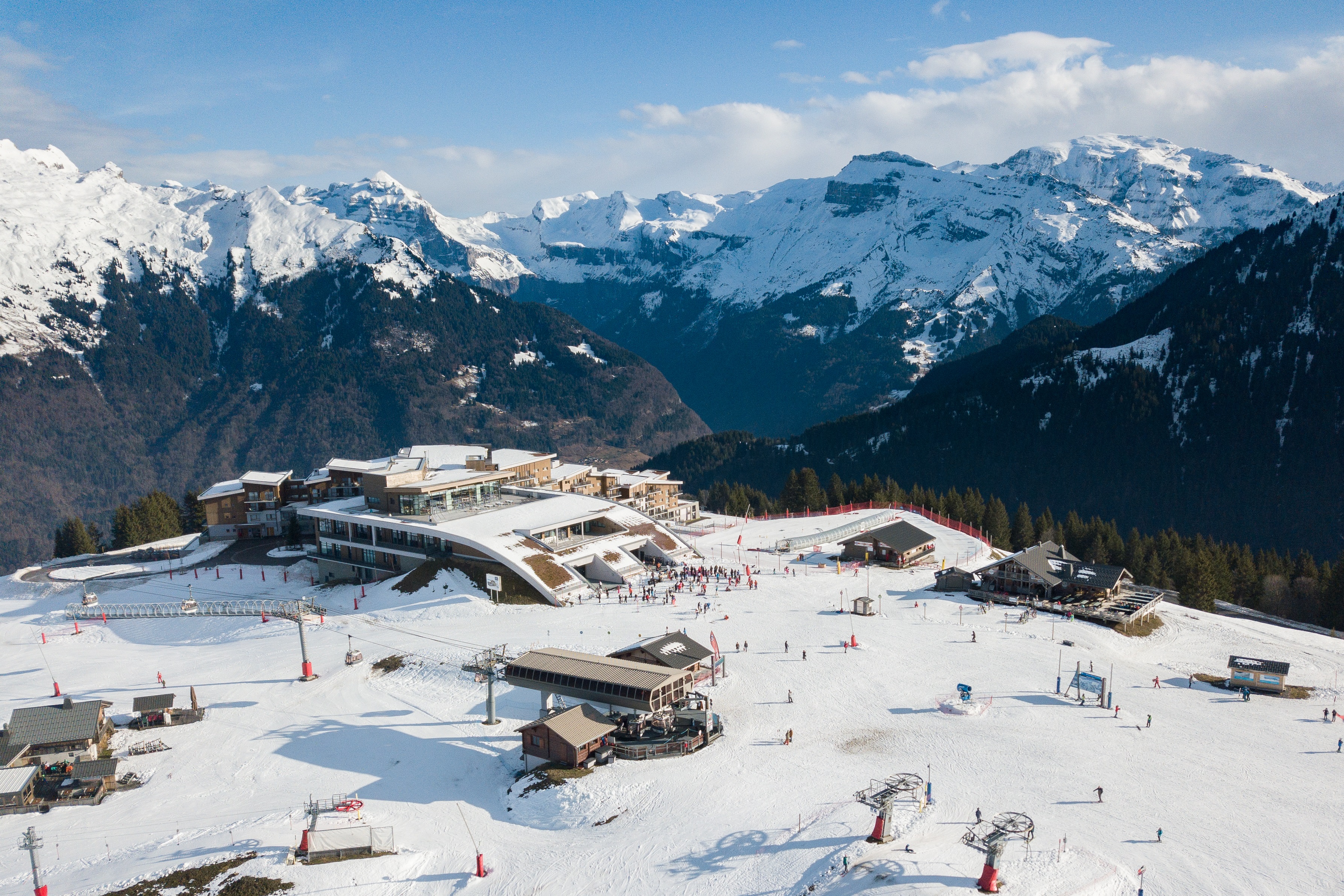 Club Med法國薩莫安斯，位在海拔1,600公尺的阿爾卑斯山脈。