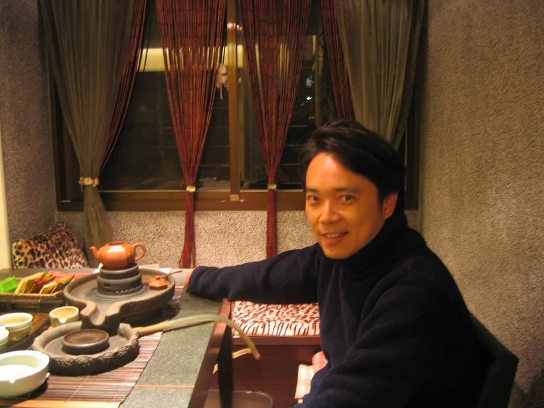 退伍後，林啟聖到建商做土地開發，不到30歲，年收已突破百萬。（林啟聖提供）
