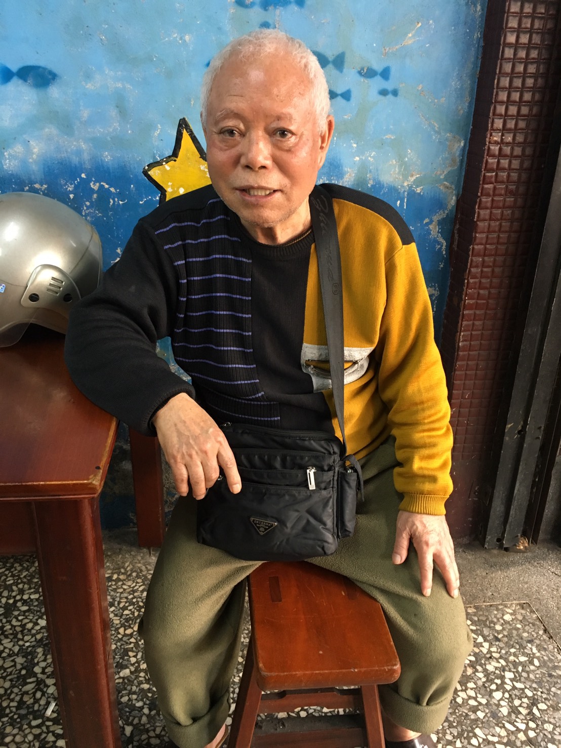 馮坤志的前岳父曾為雄（圖）曾是台北市3家飯店總主廚，後自創曾記花枝羹小店。