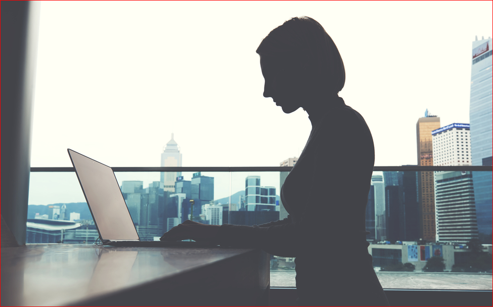 在Google擔任內容審查員一年，黛西就得了創傷後壓力症和慢性焦慮。（R Street）