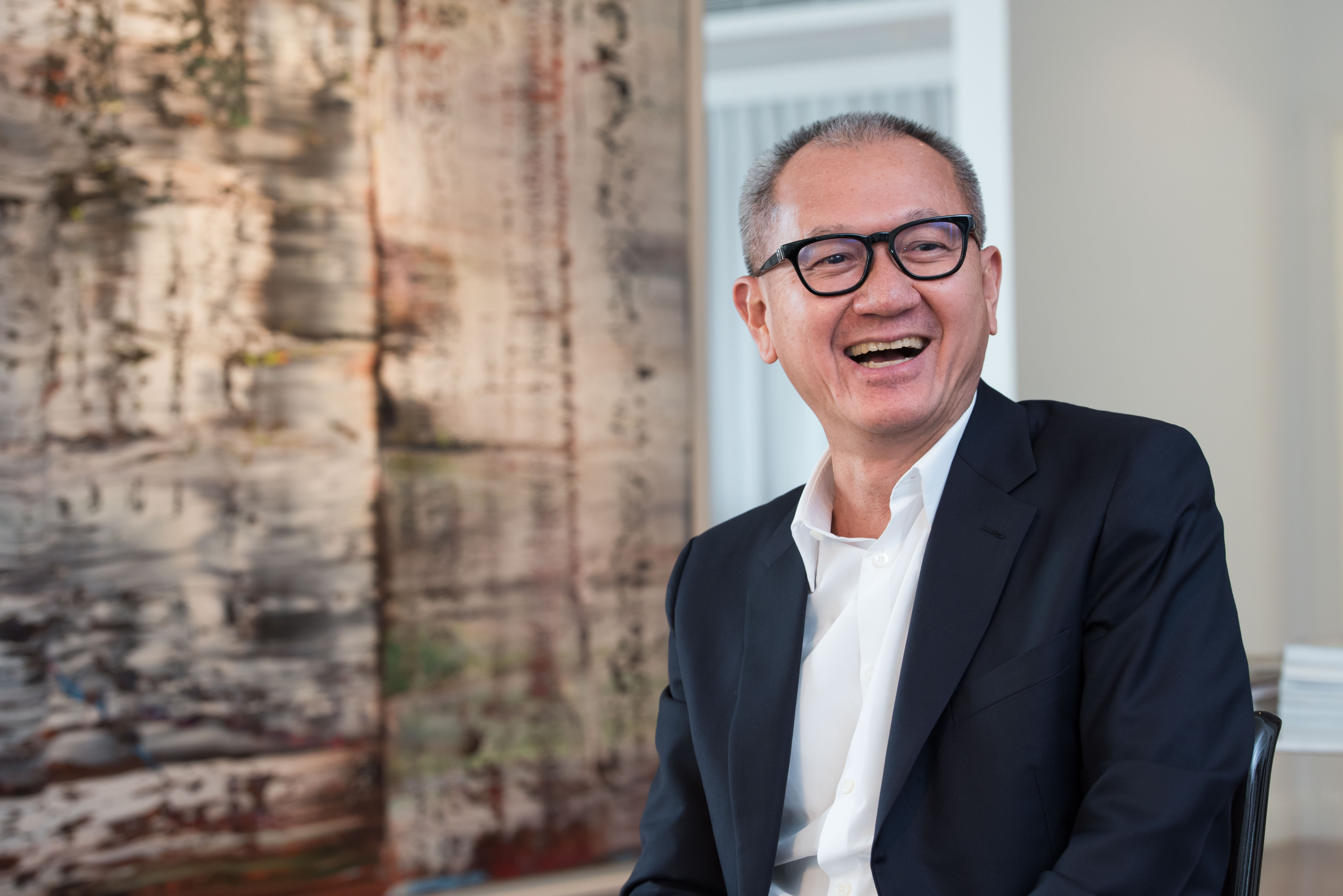 國巨董事長陳泰銘組成集團聯合艦隊，像是奇力新、同欣電與勝麗都擠進股價百元俱樂部。（國巨提供）