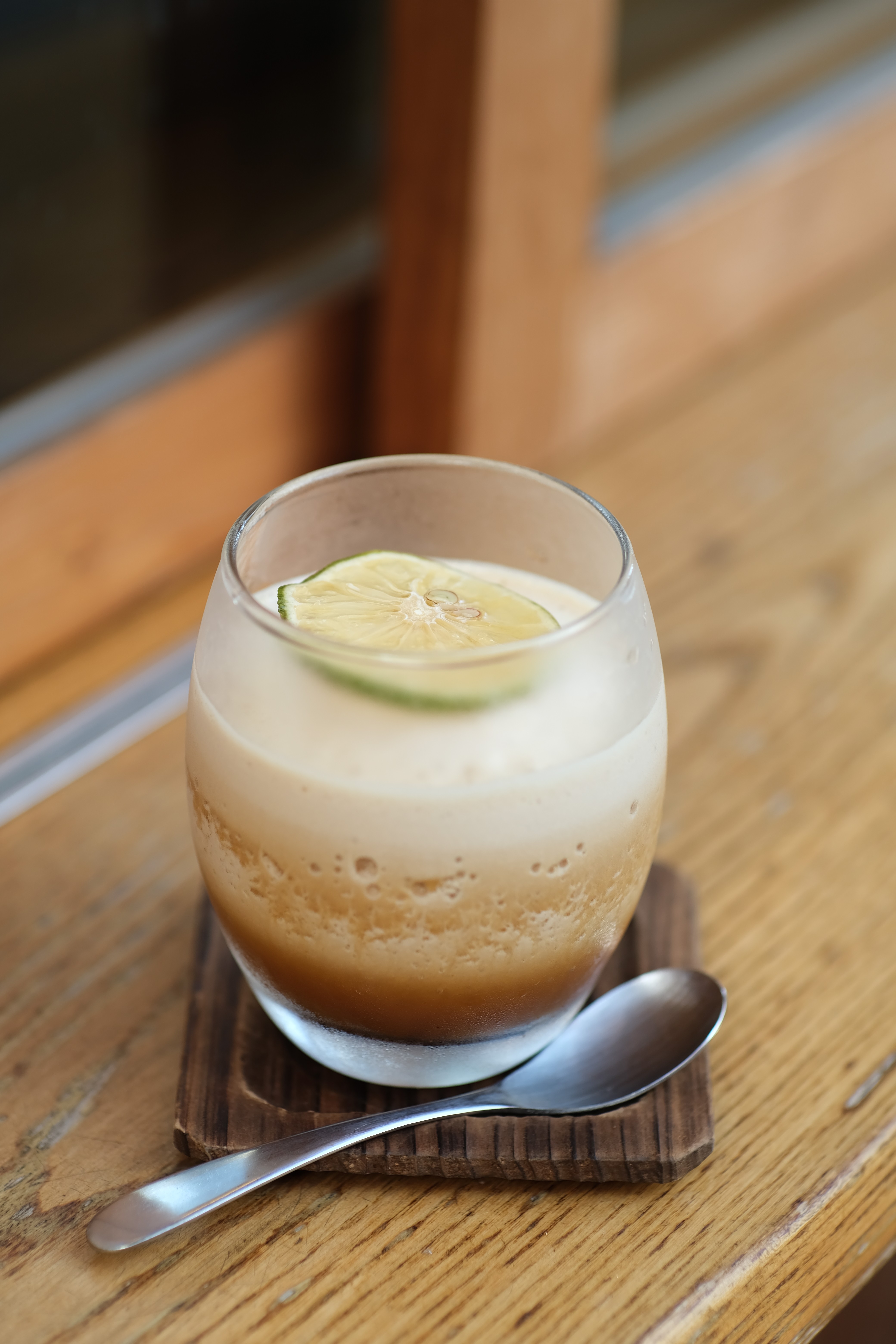 碎檸檬，也很清爽。（180元／杯）