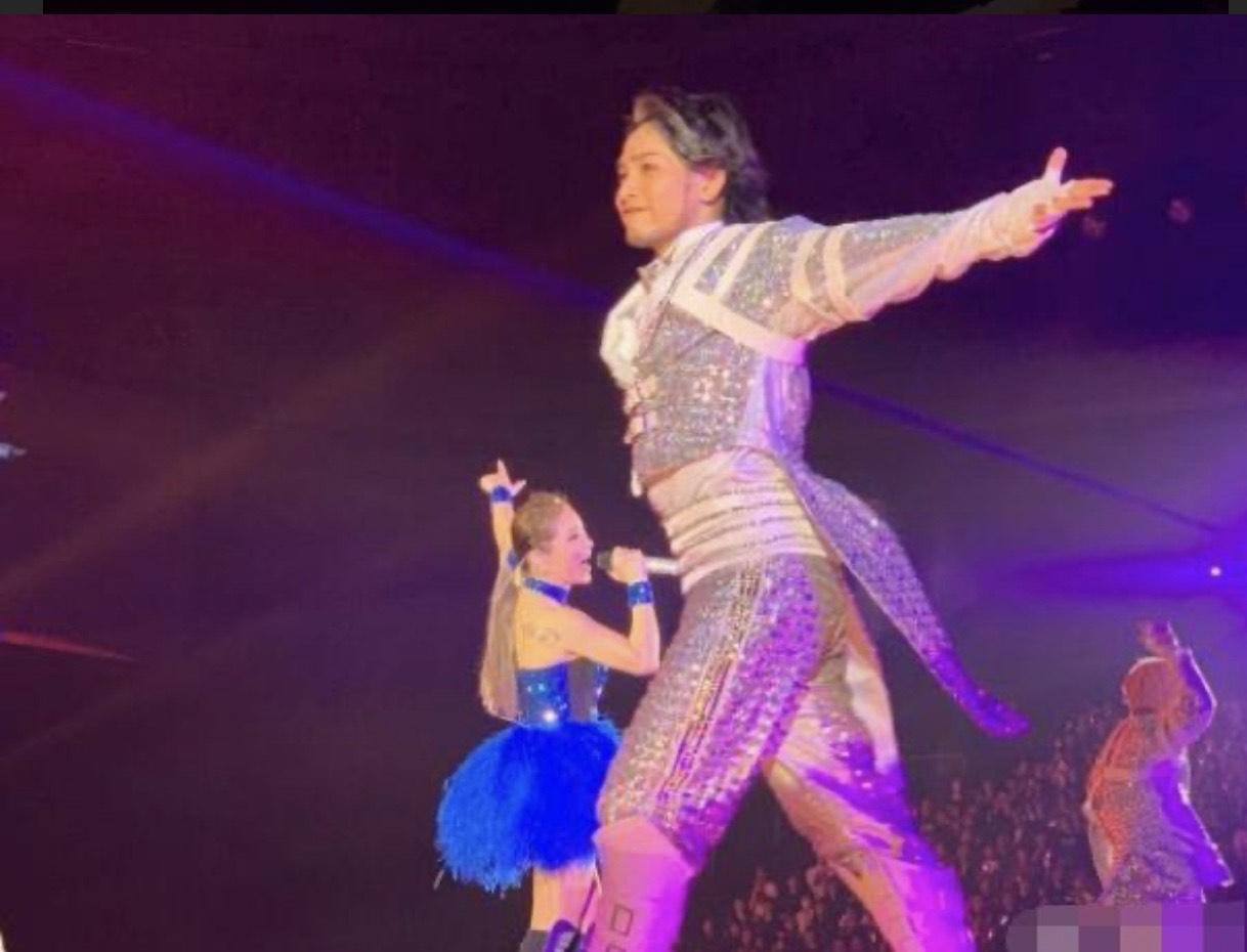 濱崎步的男友,小她20歲。(摘自大陸網站)