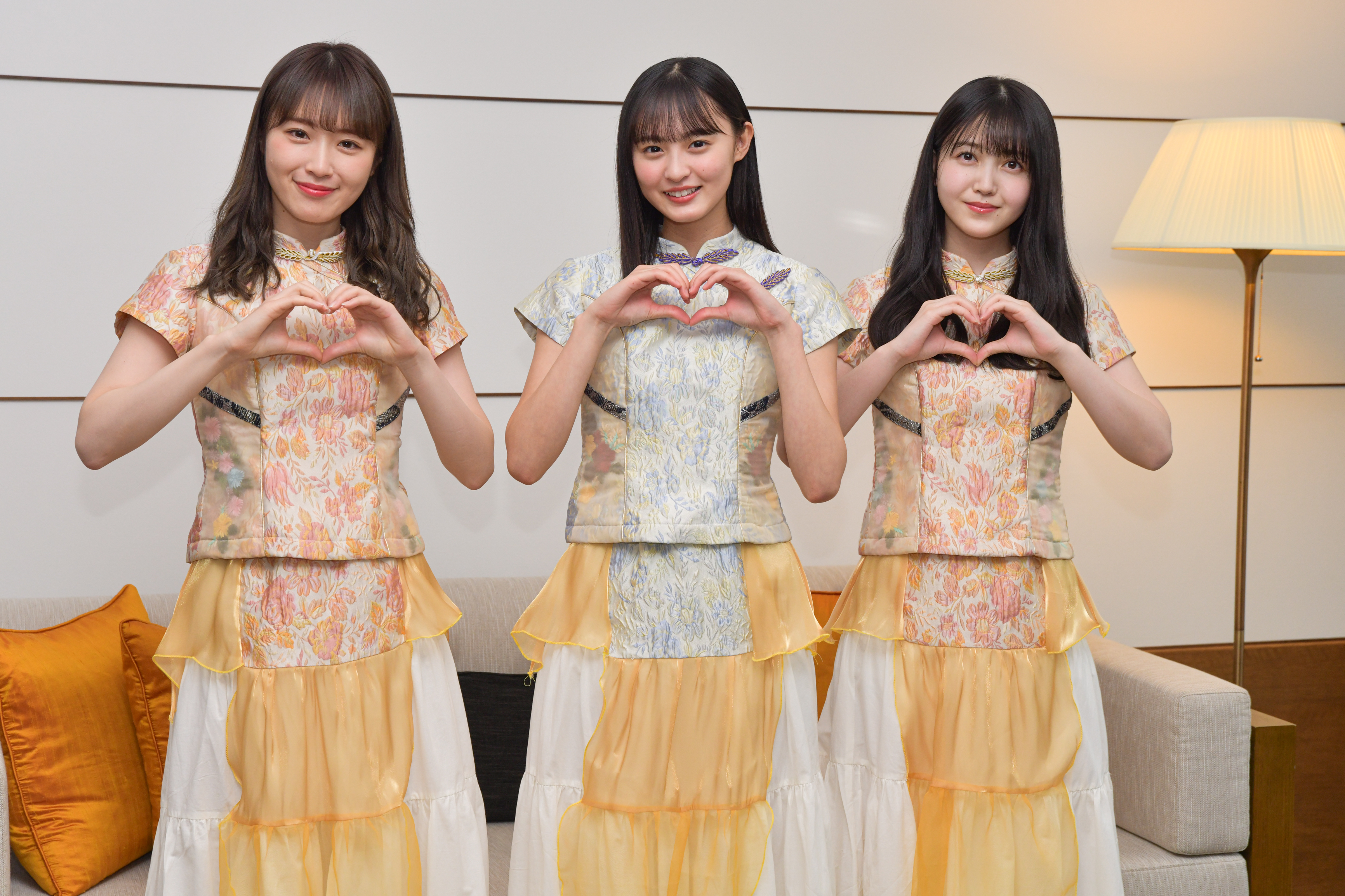 乃木坂46成員高山一實（左起）、遠藤櫻、久保史緒里希望能將中文學好，能與粉絲增加互動。（索尼唱片提供）