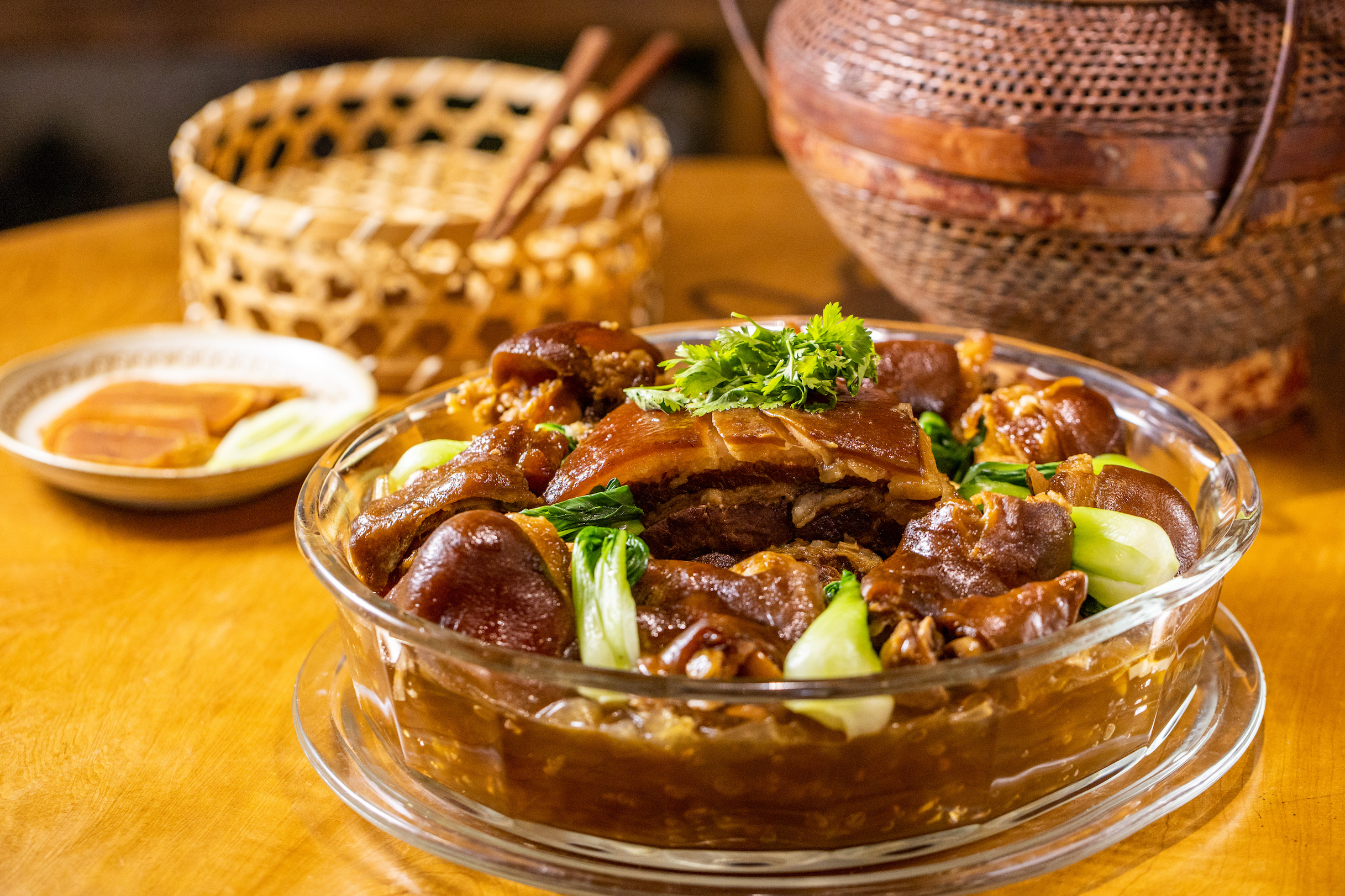 封肉筍絲煲