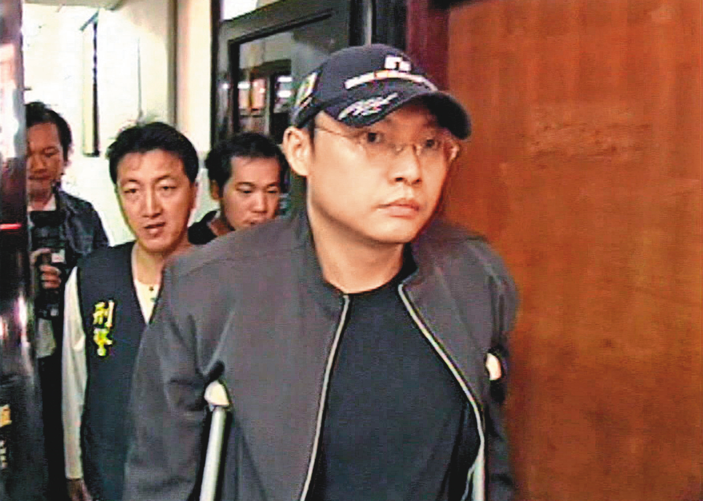 前竹聯幫青堂堂主吳承暾(圖)遭柳東坡買凶槍擊下體,從此不良於行、無法人道。(東森新聞提供)