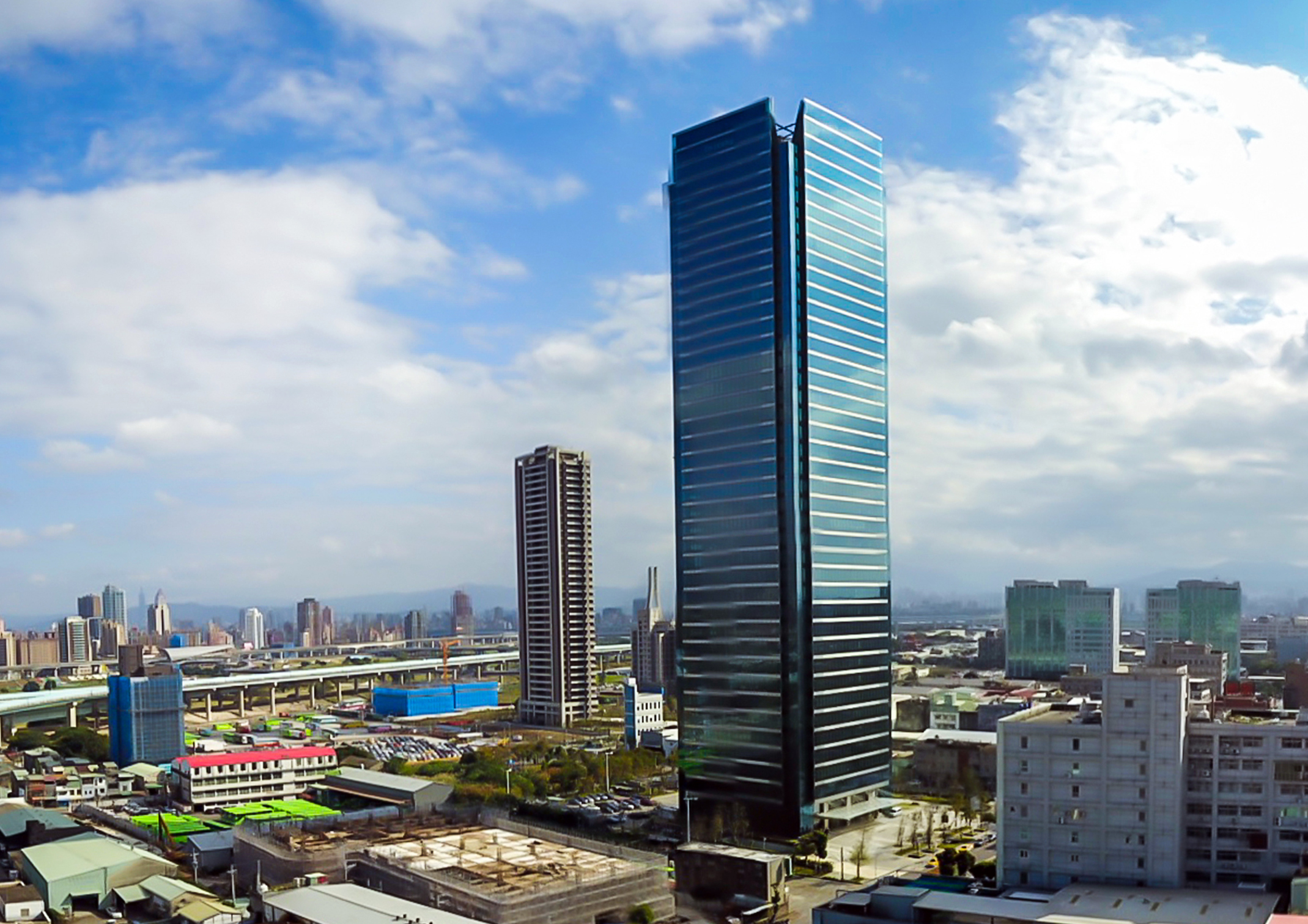 群光總部代表台灣參加亞太地區智慧建築聯盟競賽，還在5個國家的21棟建築中獲得最高榮譽獎。