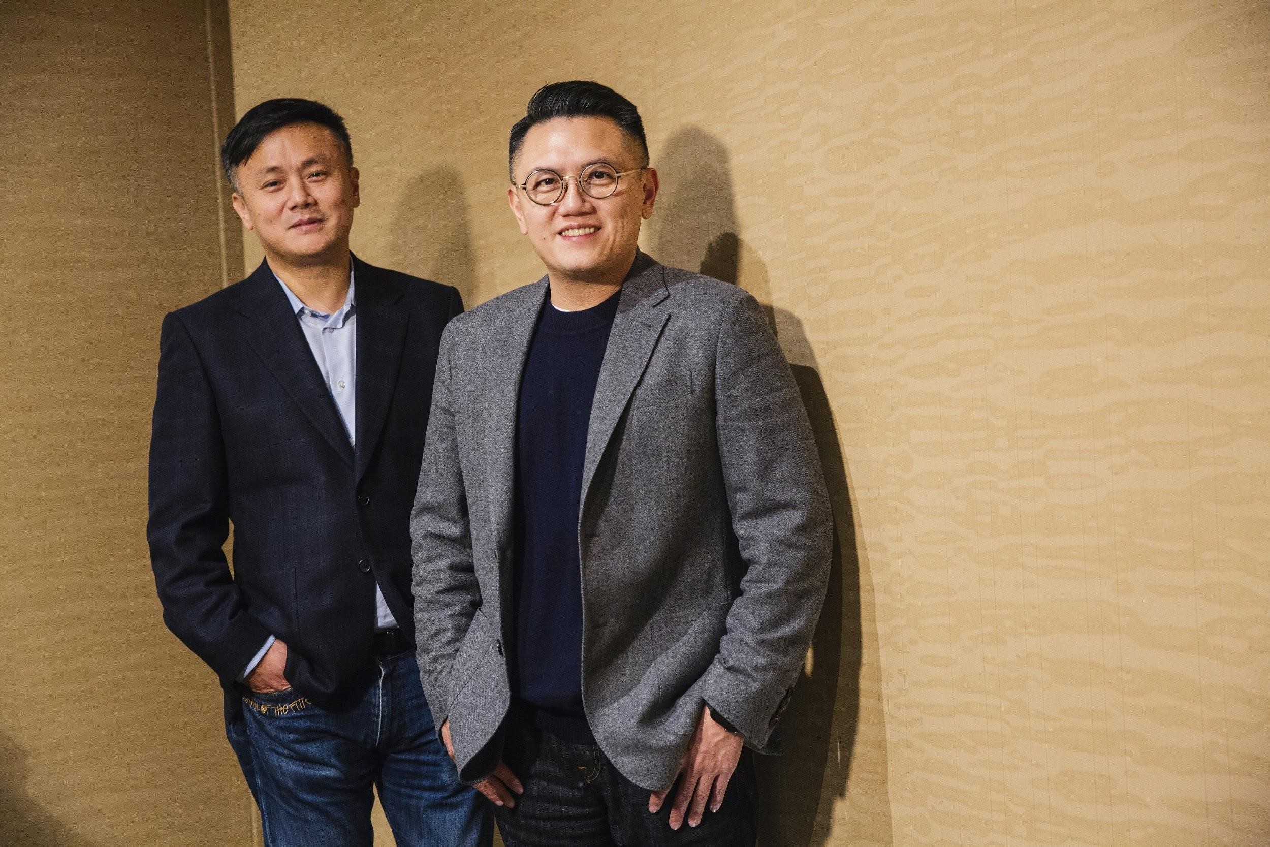 董俊毅（左）與邱泰翰（右）兩位企業家二代，共同投資看好的純愛片《你的情歌》。