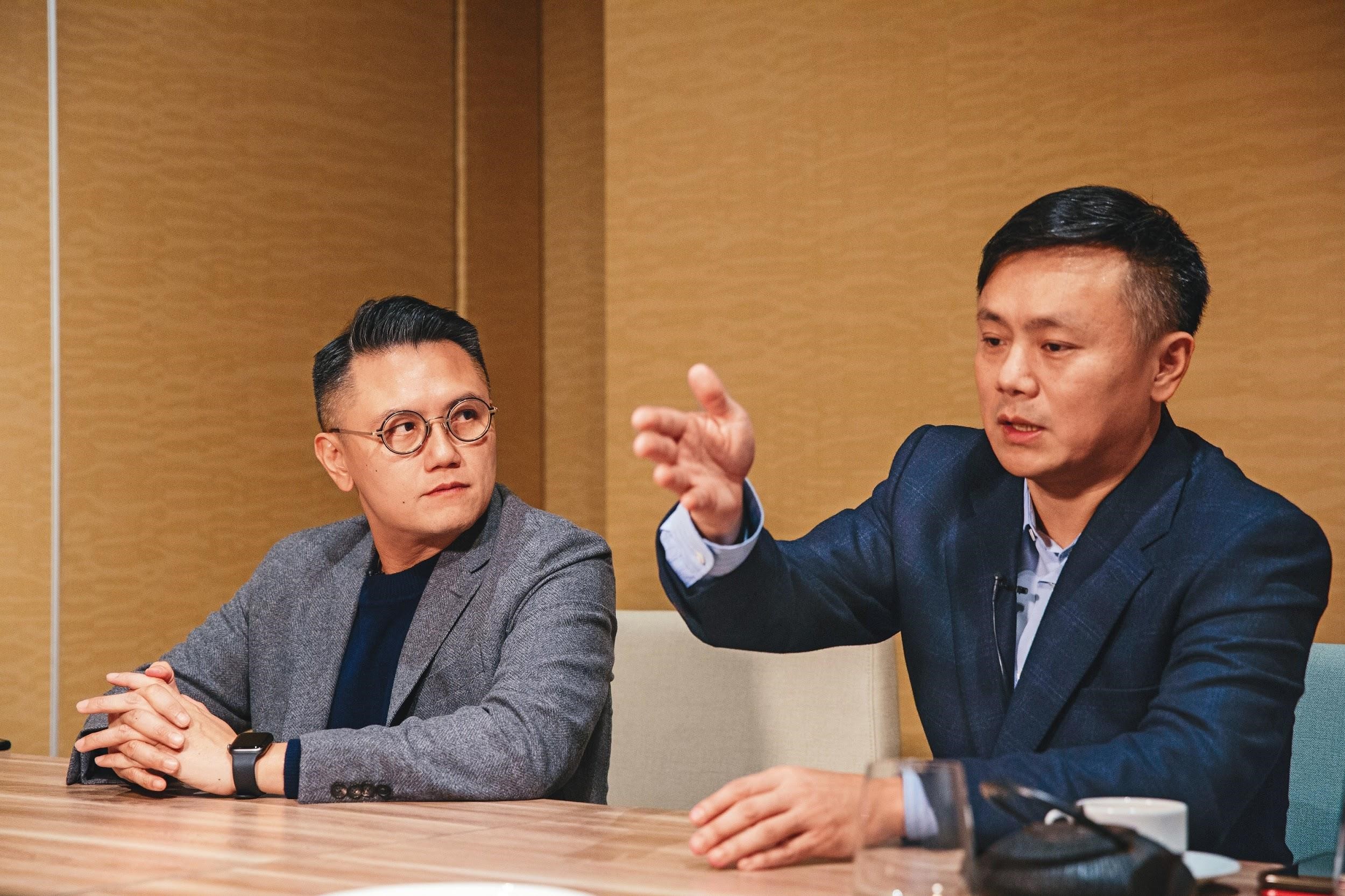 董俊毅（右）、邱泰翰（左）重視財務透明度，最忌投資電影淪為做愛心。