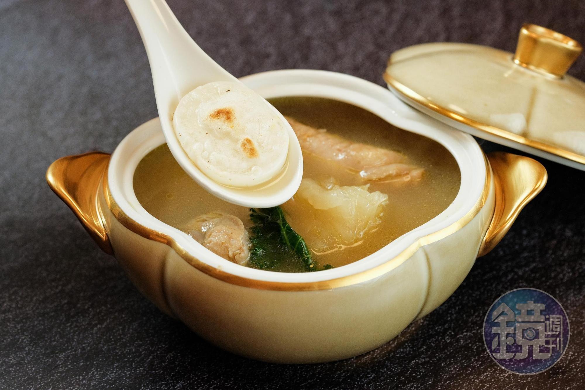 花膠雞湯年糕