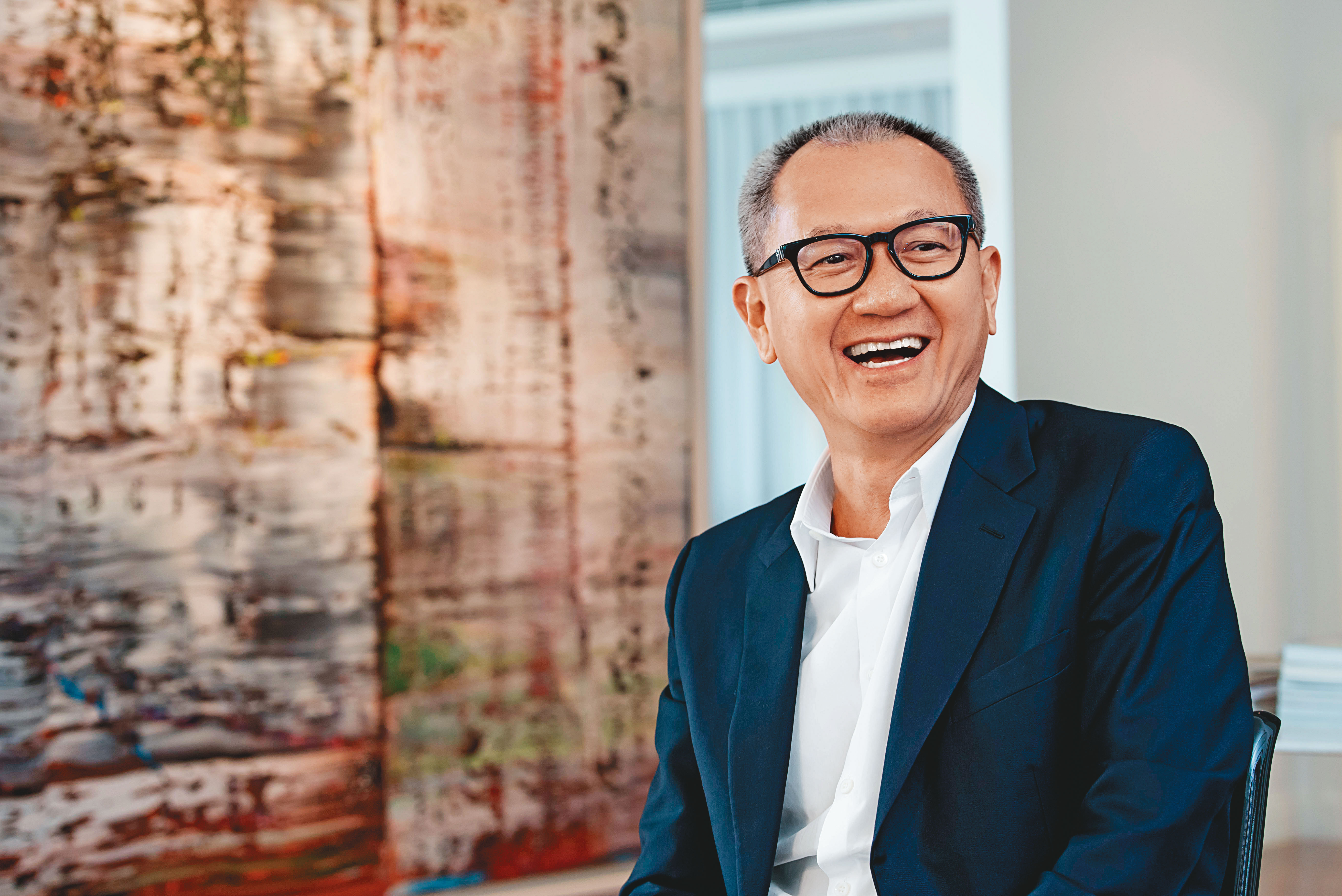 本土被動元件龍頭國巨董事長陳泰銘，花1年打消庫存健全產業，讓國巨股價翻身，一舉衝上百強36名，更打算在2年內與日韓對手一拚龍頭寶座。（讀者提供）