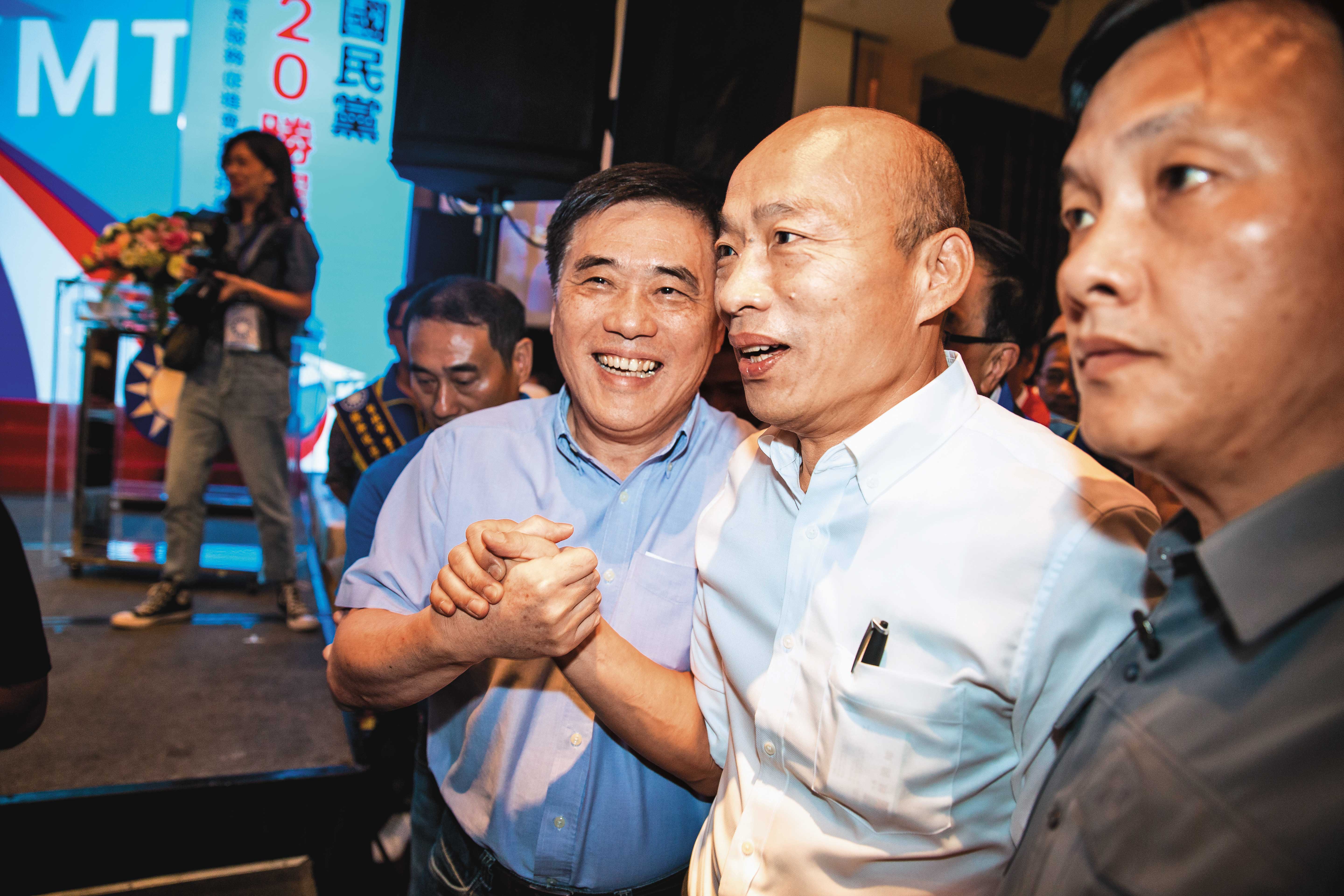 在選前不分區立委爭議爆發後,郝龍斌(前左)就已蓄勢待發,有意爭取黨魁大位。韓國瑜(前右)則表態「黨主席不是我心之所向」。