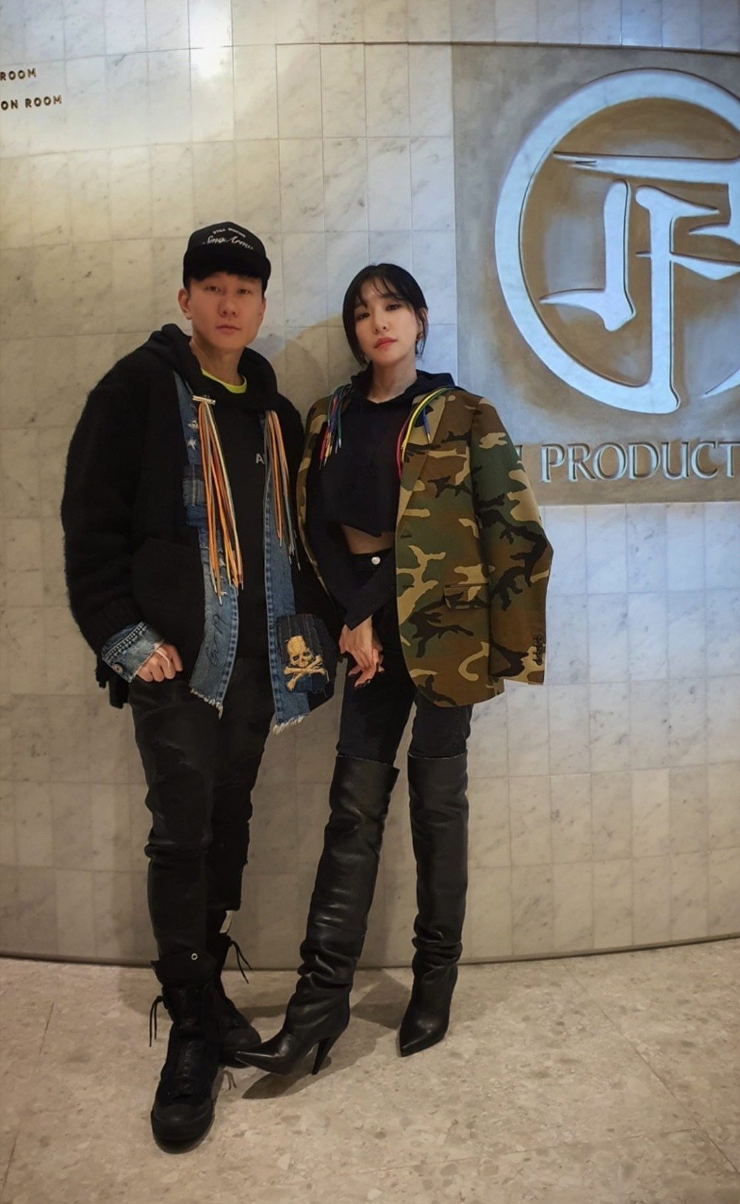 JJ林俊傑與Tiffany交情甚篤,歌迷敲碗期待2人有音樂合作。(翻攝IG)