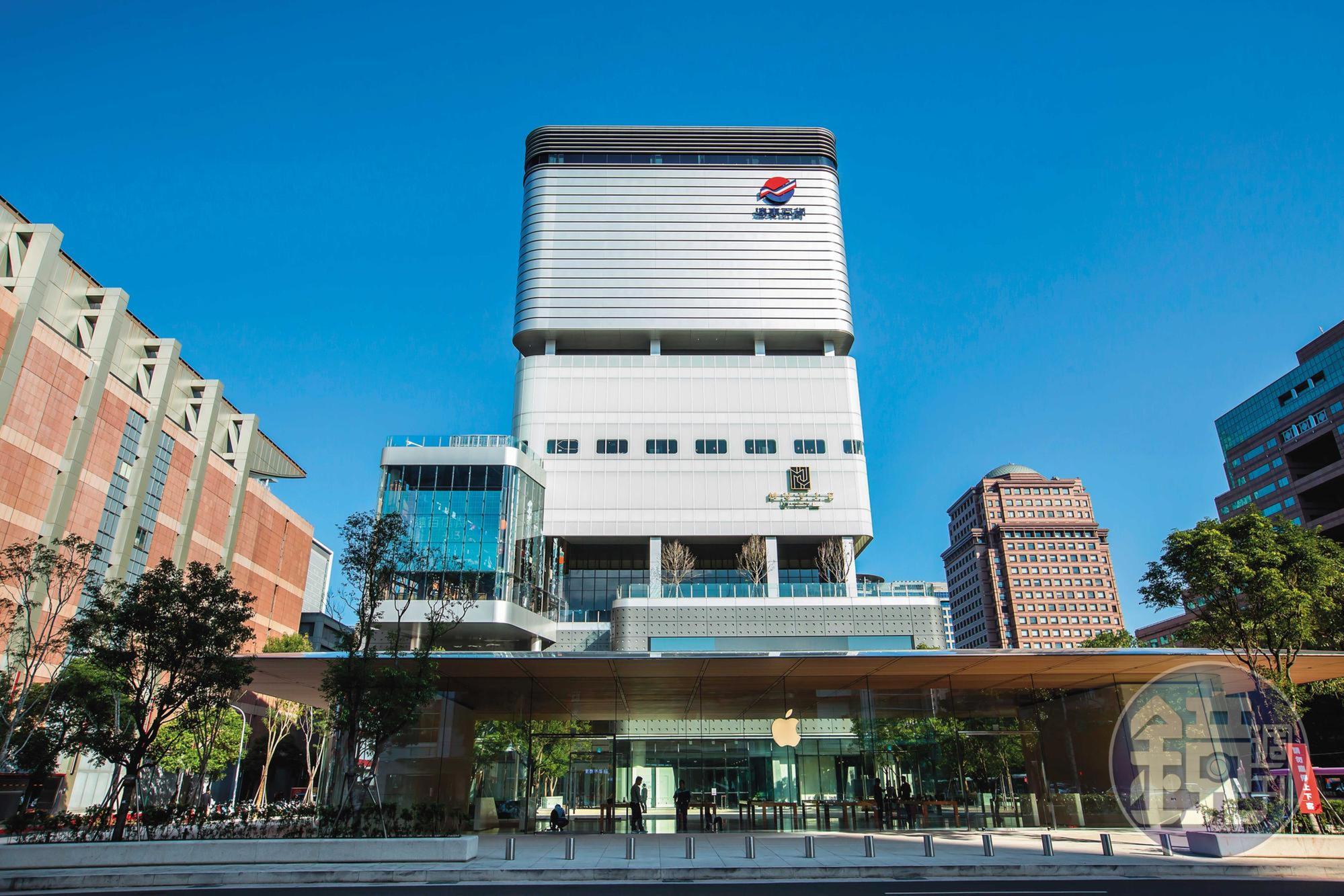 遠百信義店進軍百貨超級戰區，成為台北市信義區第14家百貨公司。