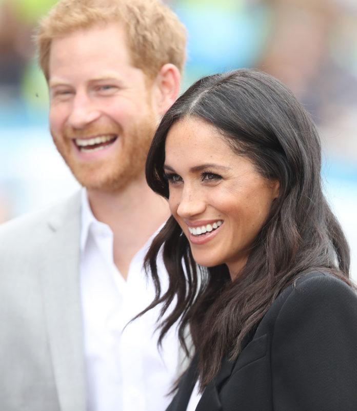 主流媒體多半用「梅根脫英(Megxit)」報導哈利與梅根淡出皇室的消息,事實上,這個詞彙最早是網路酸民發明的,是霸凌梅根的用語。(翻攝sussexroyal.com)