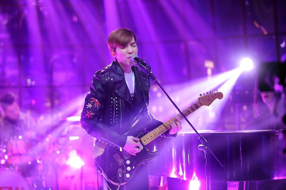 由張硯田製作的《閃亮的年代Yesterday once more》曾邀蕭敬騰領軍獅子合唱團演唱。（翻攝自閃亮的年代臉書）