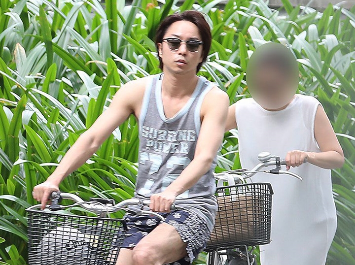 櫻井翔與女友在年初被目擊在越南享受二人世界。（翻攝畫面）