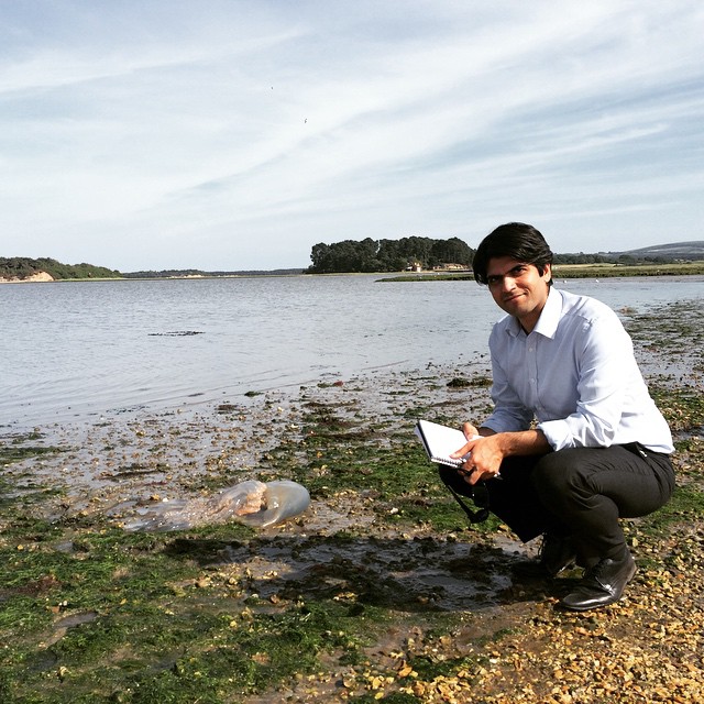 先後在英國《衛報》與《經濟學人的》資深科學記者Alok Jha（照片取自Alok Jha官網 ）