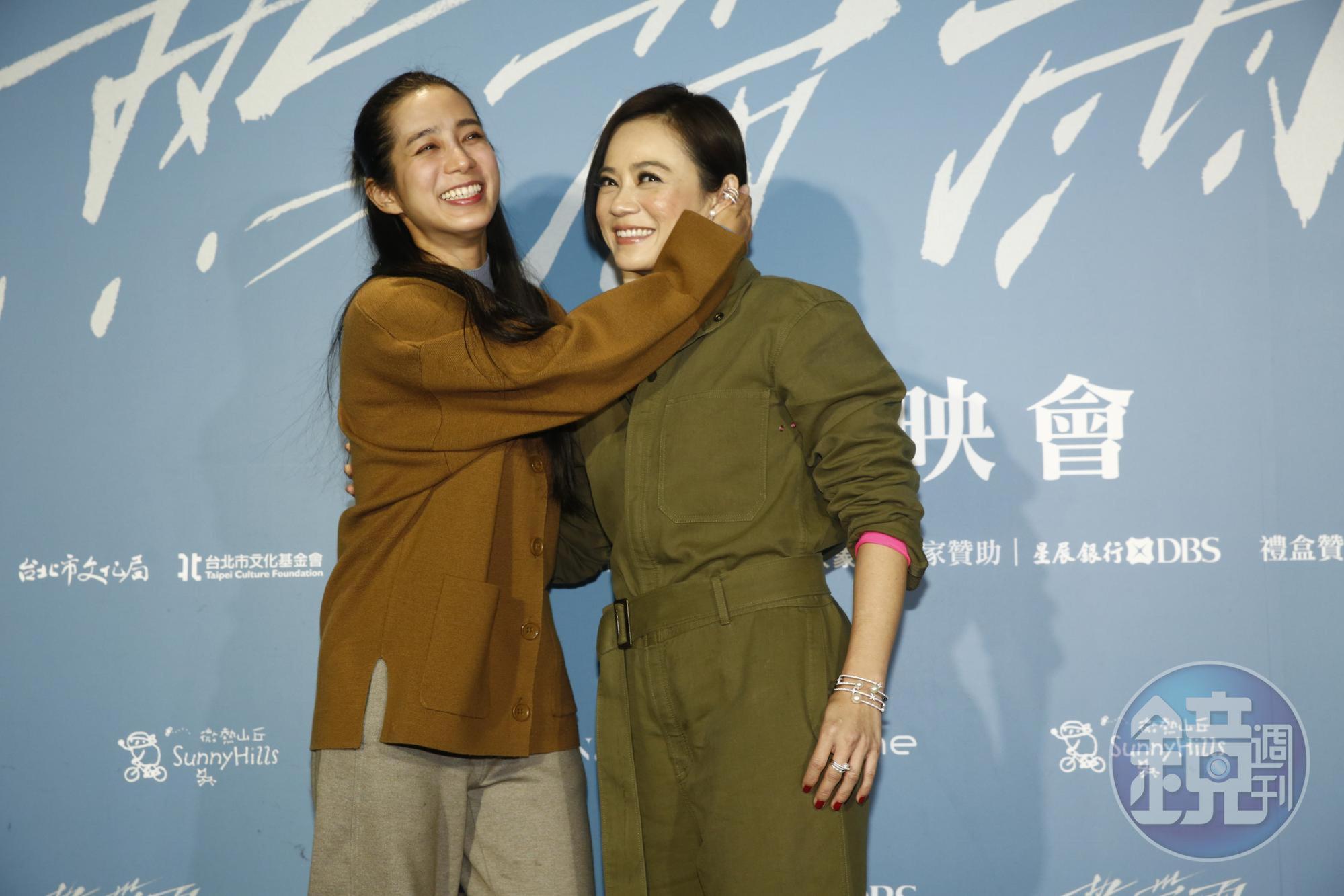 楊雁雁在《第九分局》扮演大魔王，而温貞菱卻是要除掉她的「降魔戰警」，兩人卻建立起好交情，温貞菱也特地來為《熱帶雨》站台。