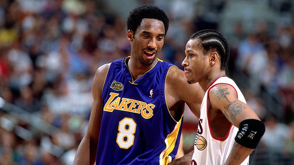 Kobe（左）球員生涯初期球衣背號為8號。（翻攝自Kobe Bryant臉書）