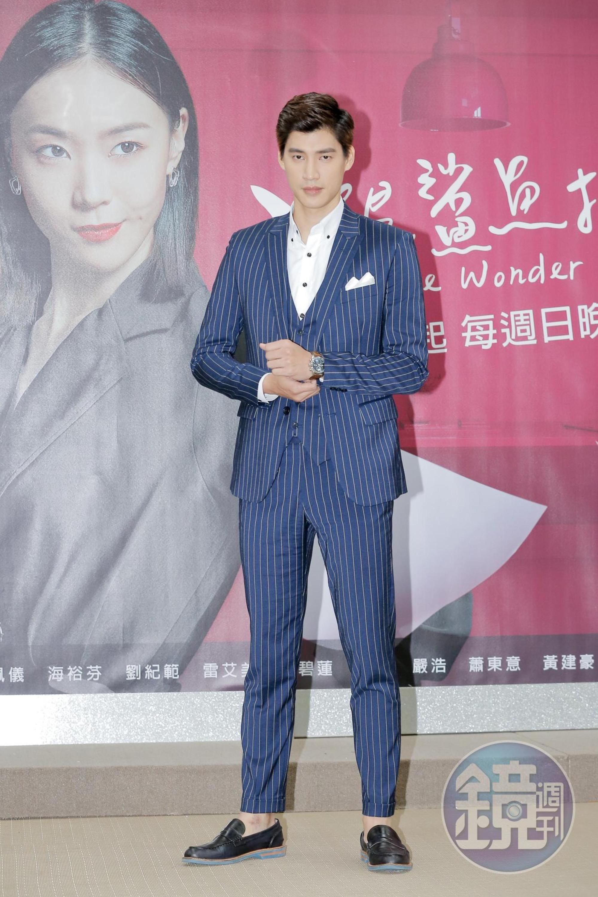 身高186的羅宏正,因為慢熱自嘲像虎鯨「大隻要烤很久」。