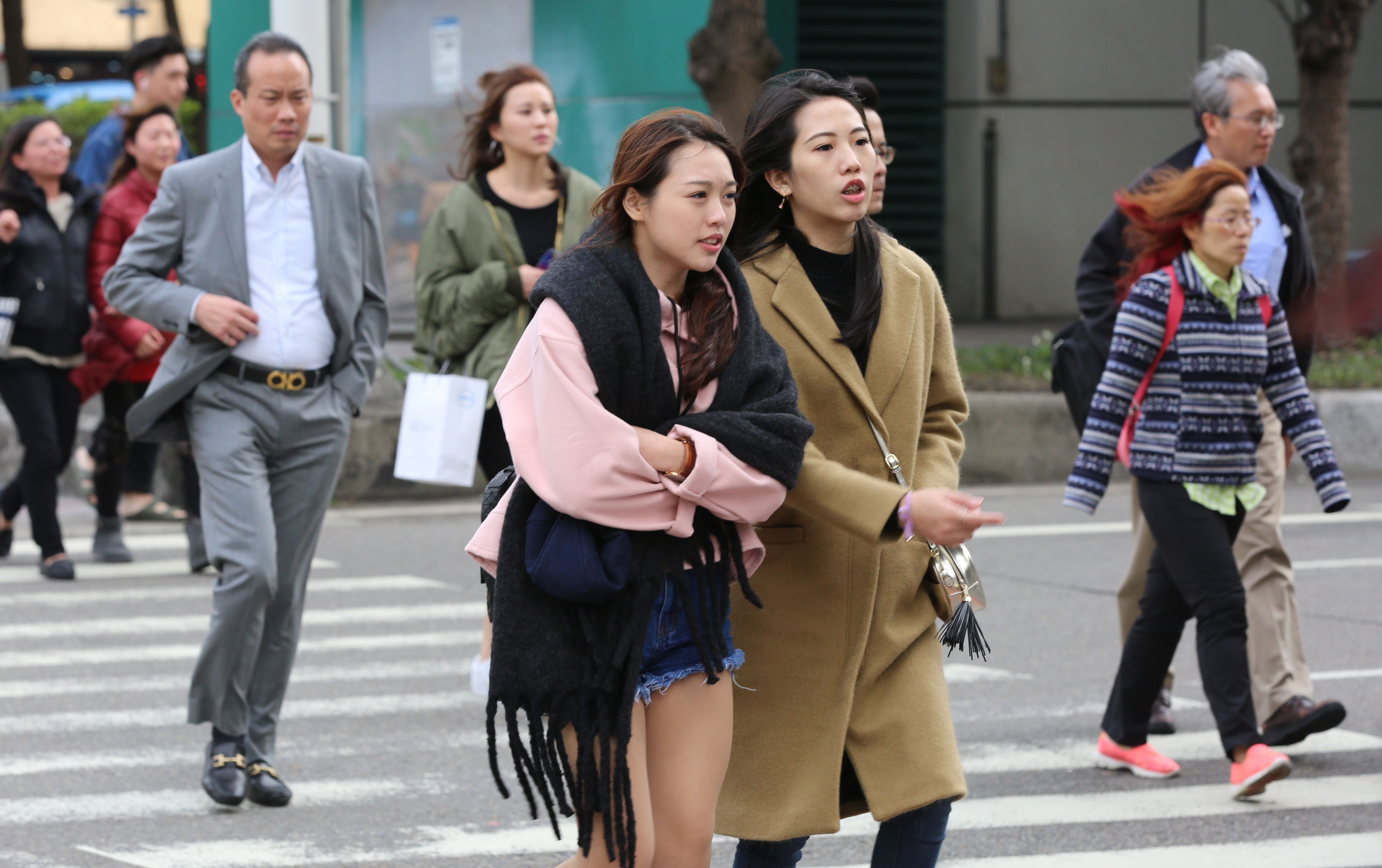 截至今晨6點為止，據氣象局觀測，平地最低溫出現在高雄市內門8.8度。