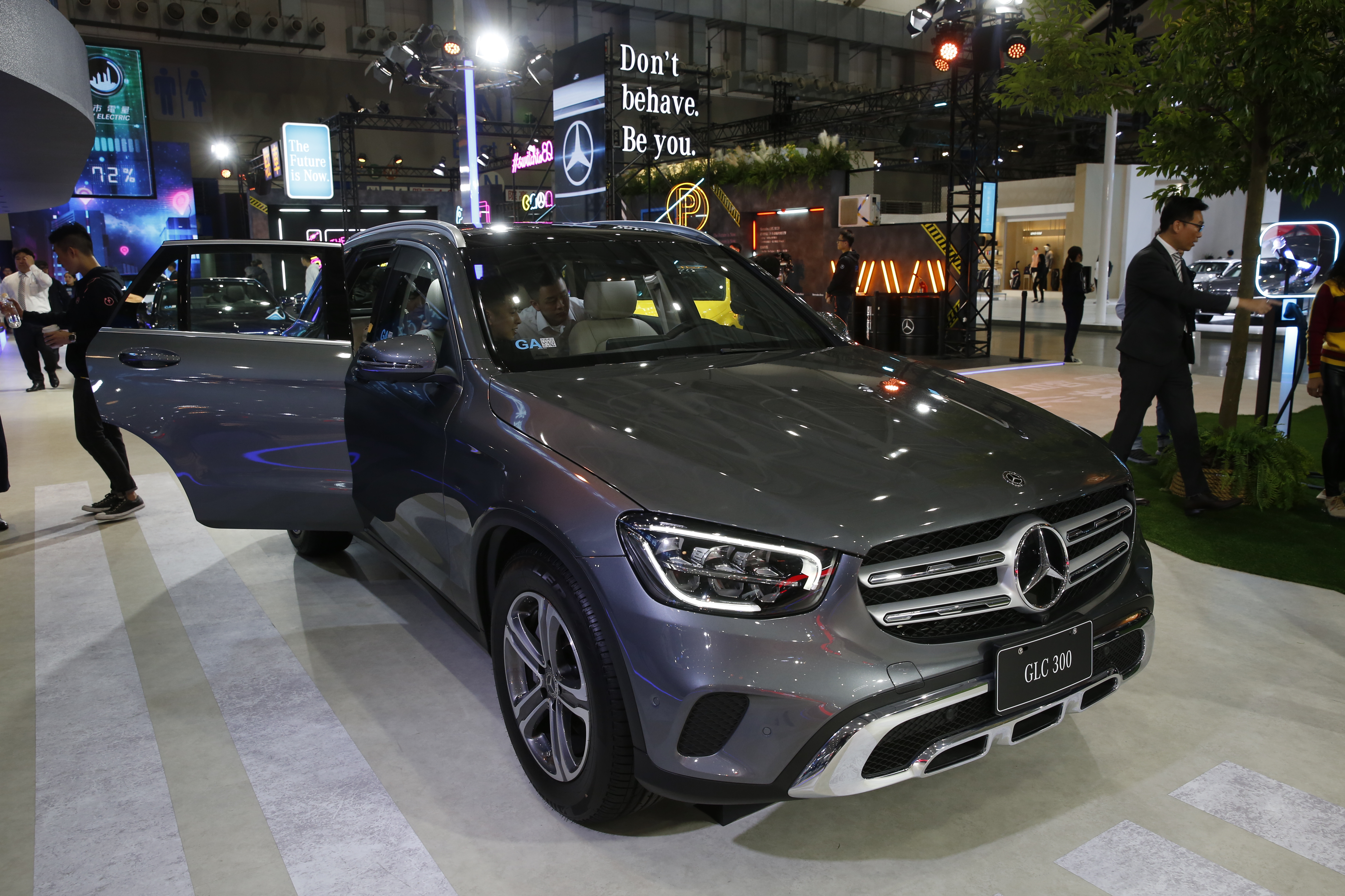 賓士今年開年銷量小輸LEXUS，但仍奪下整體銷售第4名。