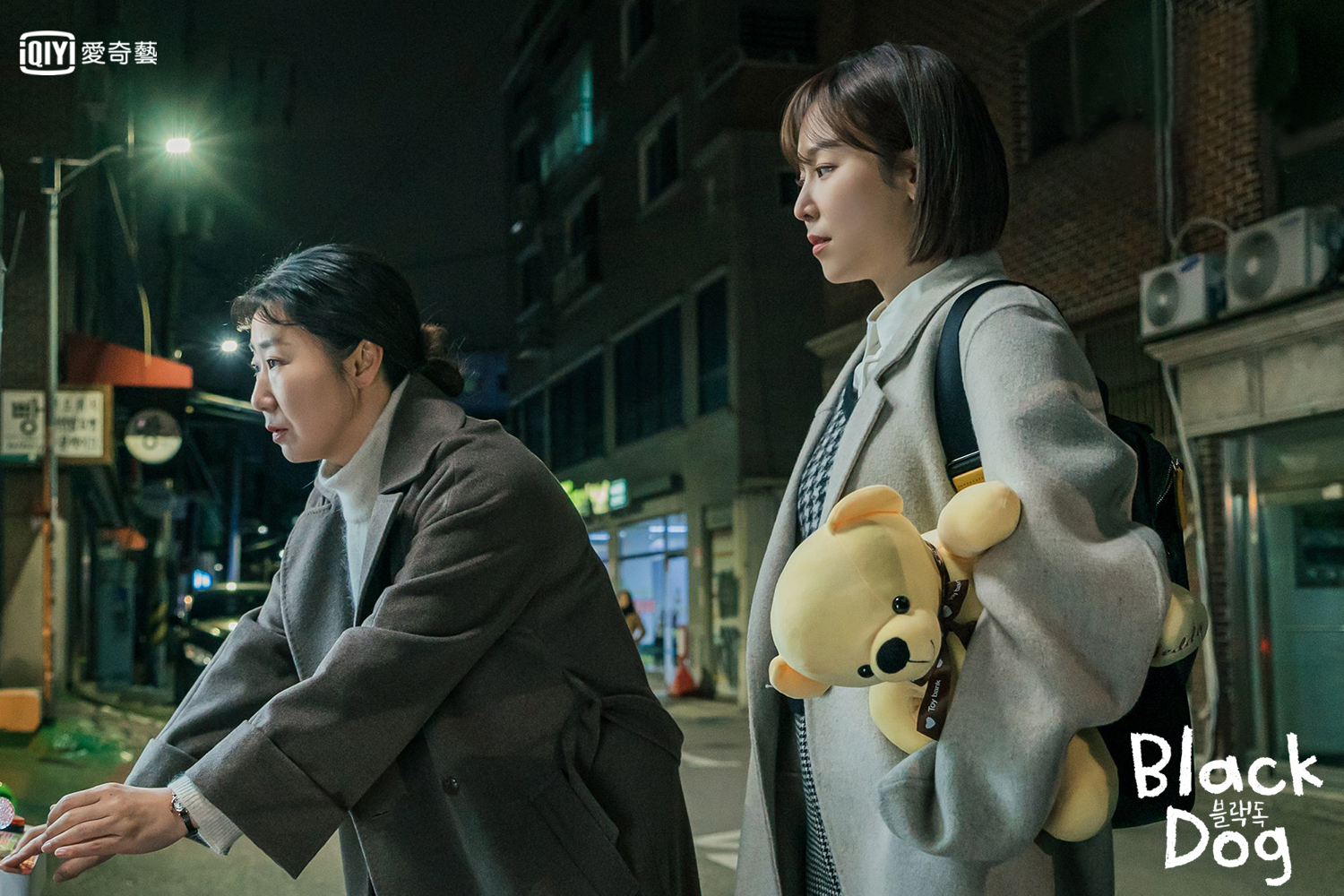 《Black Dog》主角徐玄振與羅美蘭接受愛奇藝台灣站專訪。（愛奇藝台灣站提供）