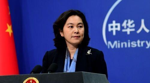 中國外交部發言人華春瑩就對外求援，「我們現在最急需的是防疫醫療物資，如醫用口罩、防護服、護目鏡等。」。（翻攝自中國外交部）