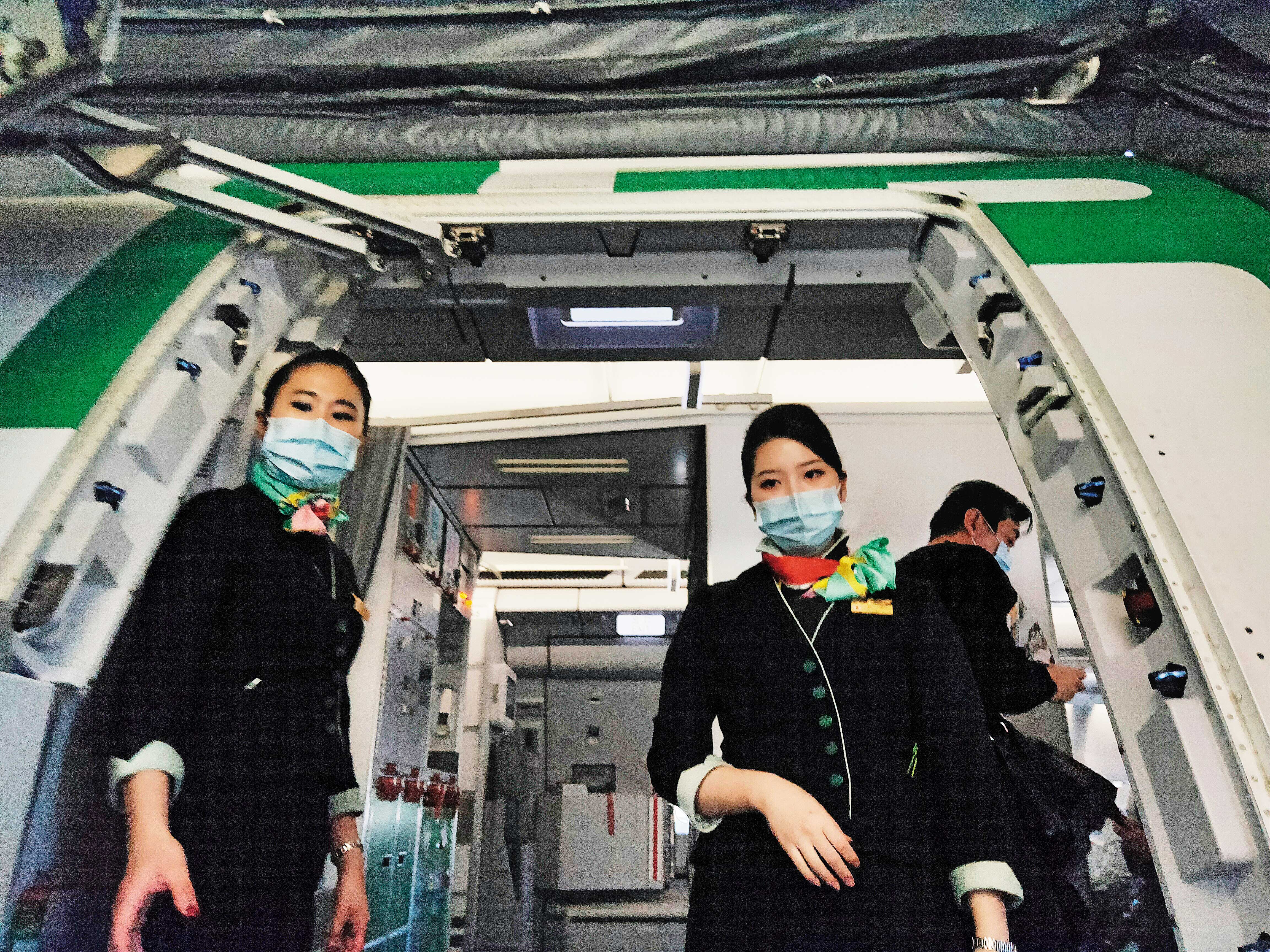 武漢肺炎蔓延,飛航兩岸的航空業首當其衝。