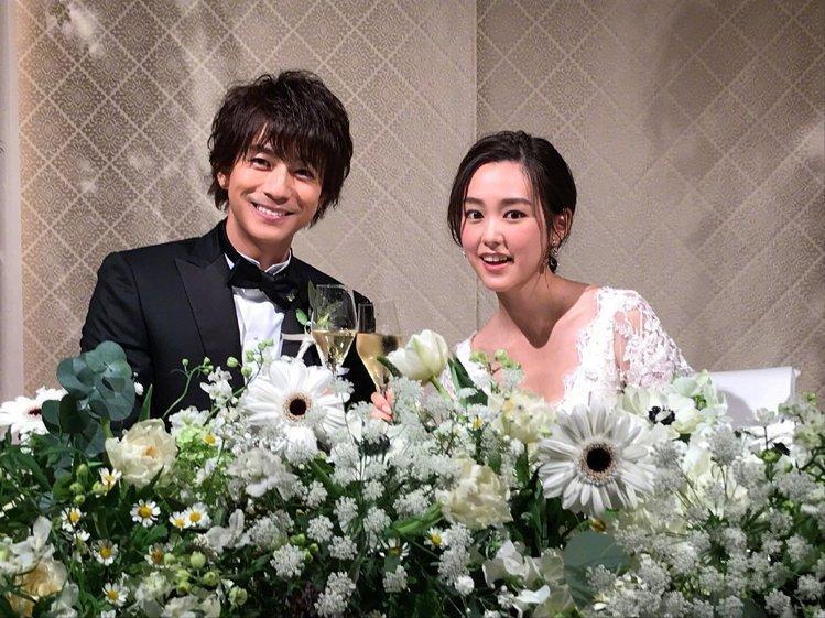 三浦翔平與桐谷美玲結婚一年半後宣布將迎來新生命。(網路圖片)