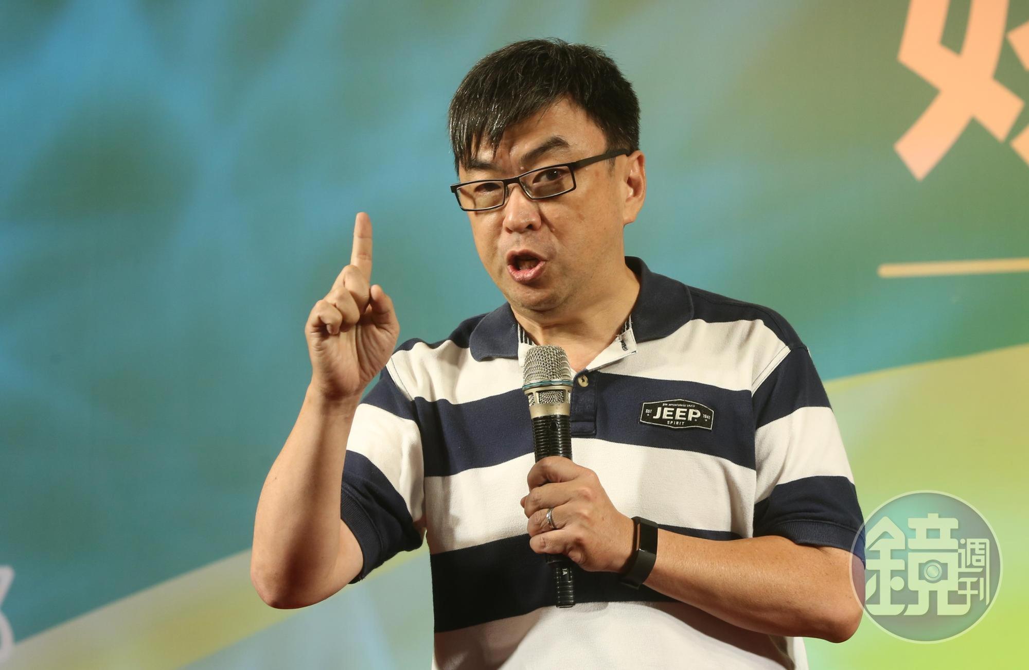 段宜康透露自己從傳出疫情到現在,家裡沒有足以防病毒的口罩,他也沒去買,因為他認為現在這個階段並不需要。(資料照)
