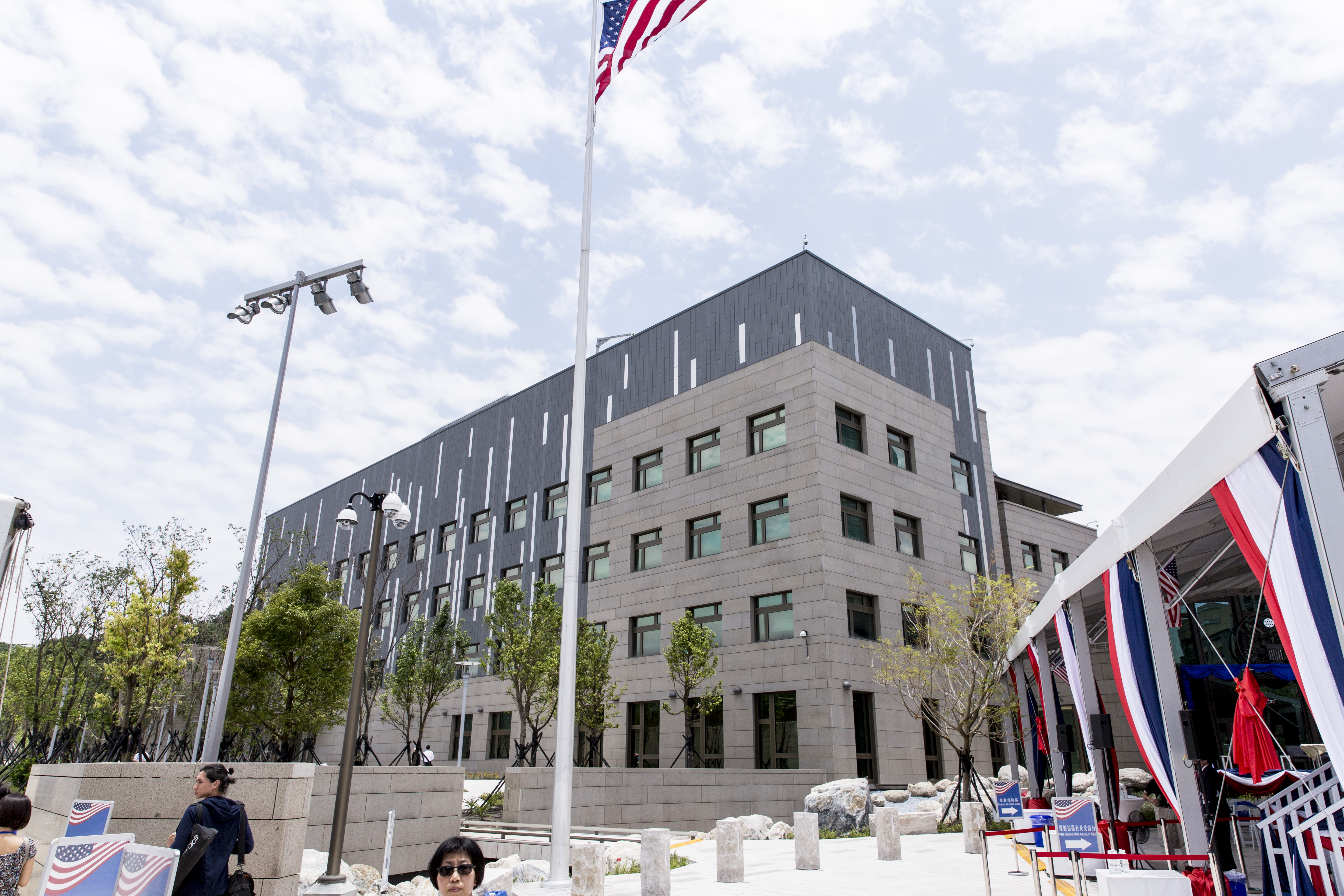 美國在台協會行政主管RYAN  MCKEAN，在涉犯過失傷害後，不主張使用刑事豁免來躲避刑責。