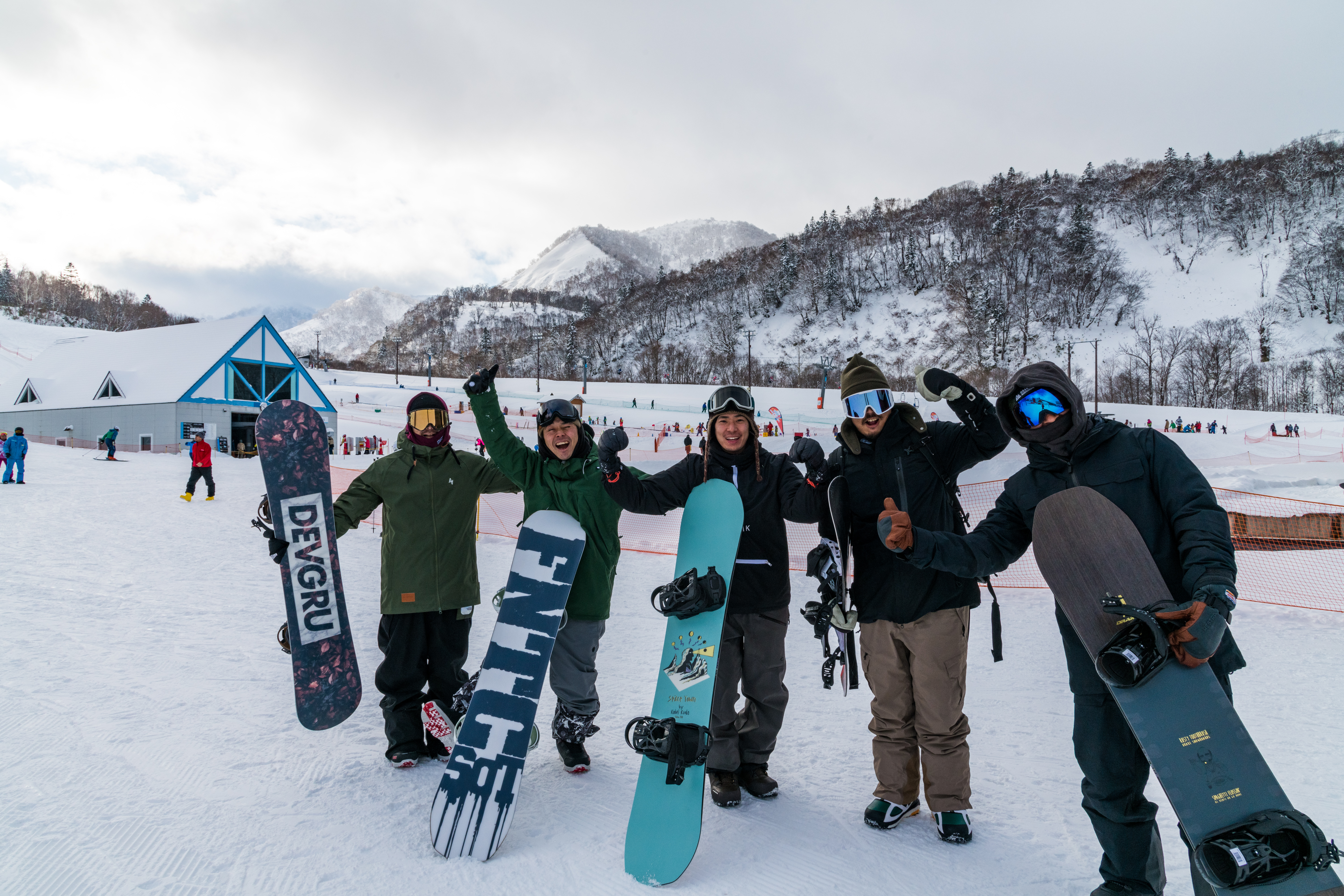 位在北海道的「Kiroro Resort」，被視為新興的滑雪天堂，吸引世界各地玩家來這滑雪。