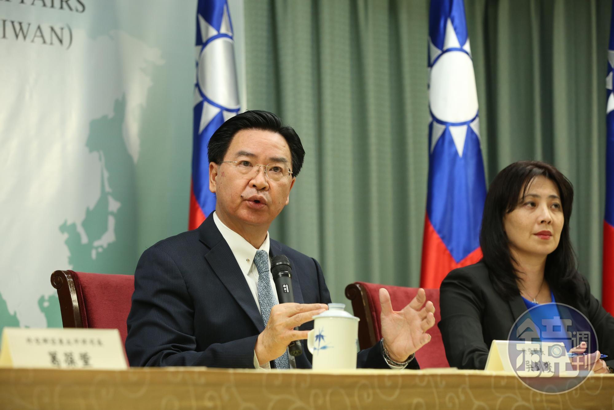 WHO將台灣稱呼為「台北及周圍地區」，對此，外交部長吳釗燮則在外交部推特上反嗆WHO「你有什麼毛病？」。（本刊資料照）