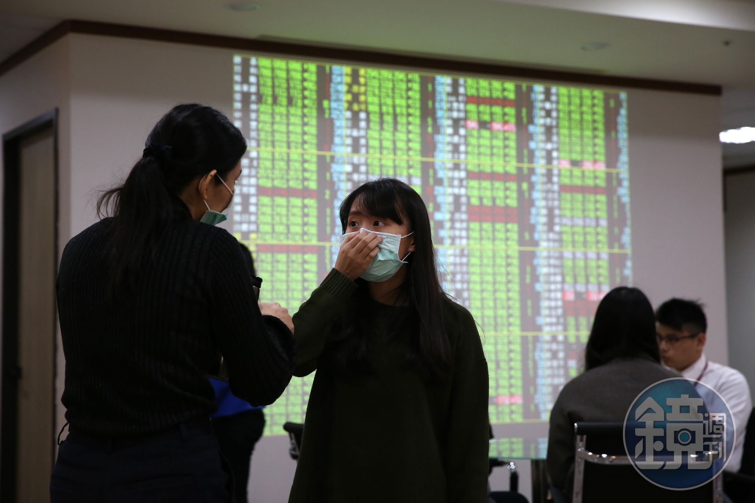 武漢肺炎疫情讓全球股市陷入震盪，許多投資人開始留意中長期穩定配息的投資標的。