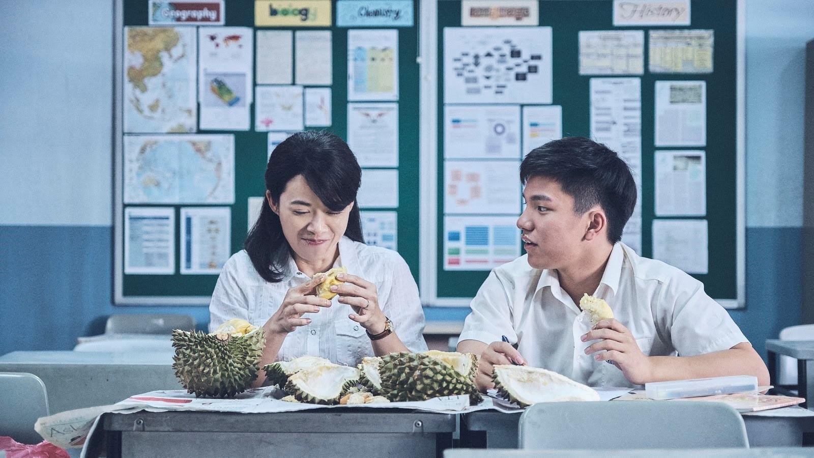 新加坡導演陳哲藝，時隔6年推出楊雁雁（左）、許家樂主演新片《熱帶雨》。（好威映象提供）