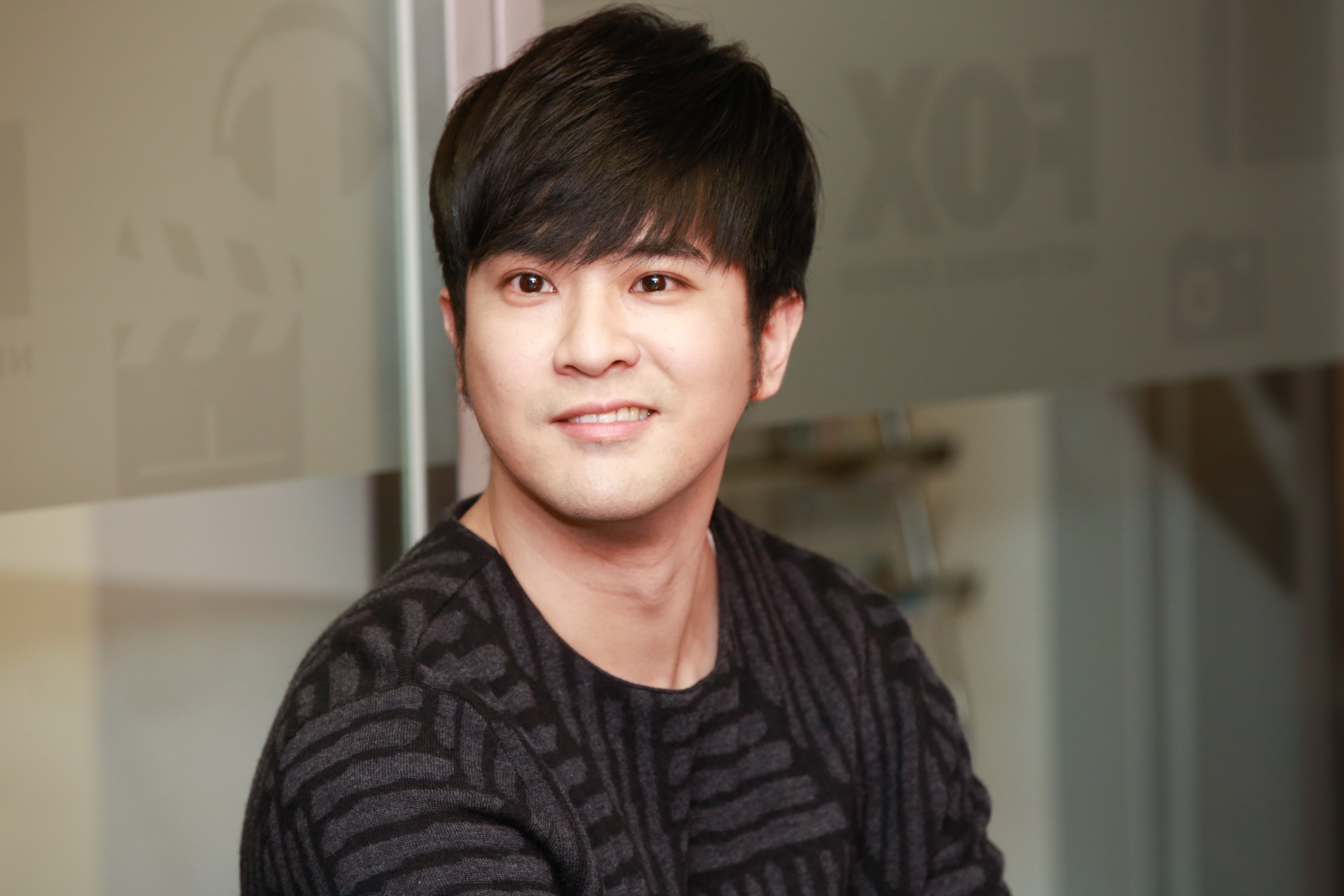 顏毓麟透露拍攝《想見你》遭「隱形力量」掐脖子。