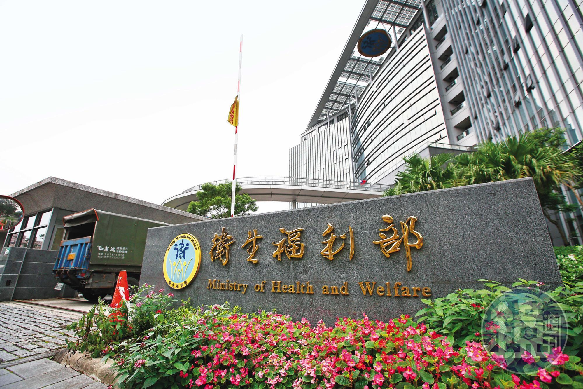 衛福部以國民健康為由,希望循修法途徑阻擋加熱菸在國內上市。