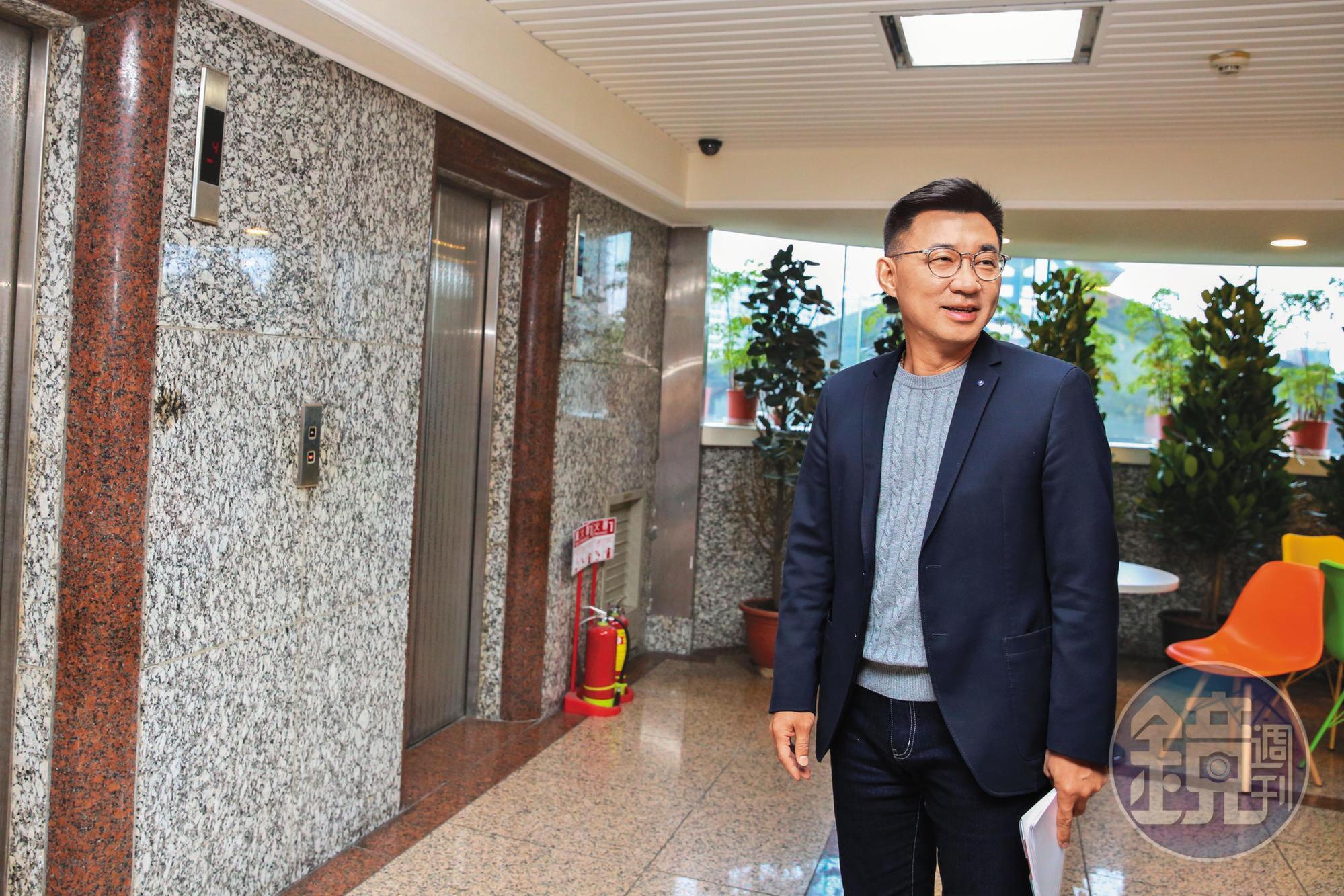 國民黨青壯派代表的立委江啟臣，在接受本刊專訪時，提出民主優勢先於九二共識的兩岸新論述。