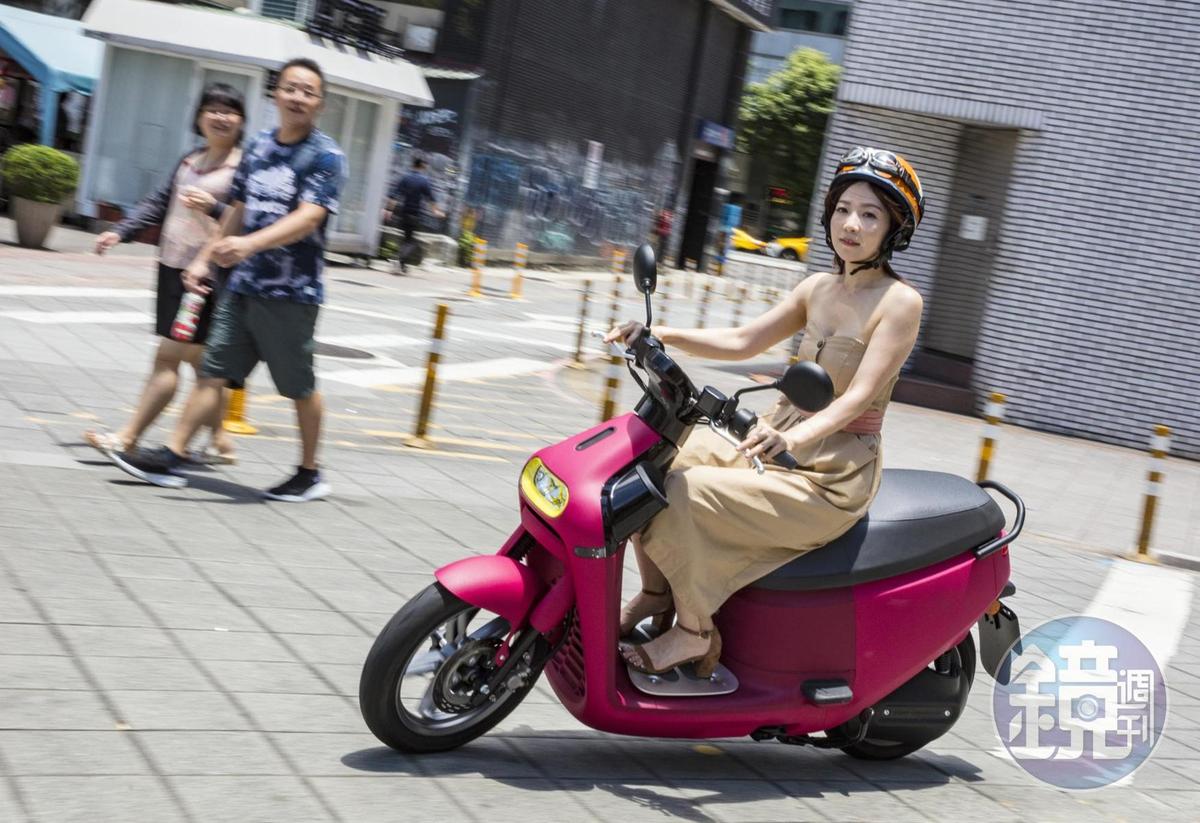 【電摩聯盟的逆襲】Gogoro再次強調電動機車全台皆享補助，汰舊換新加碼送 5 萬元車碰車險