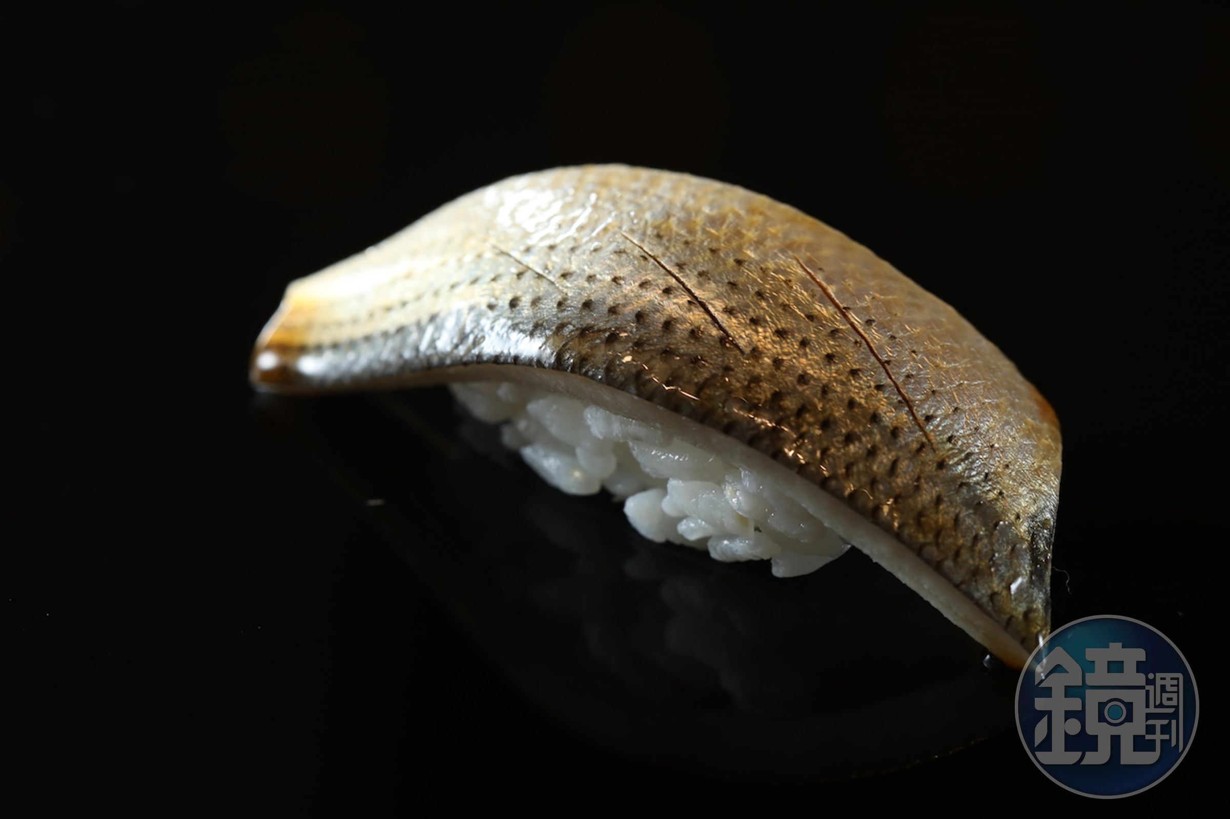 亮皮魚「小肌」彈脆酸津（9,800元套餐菜色）