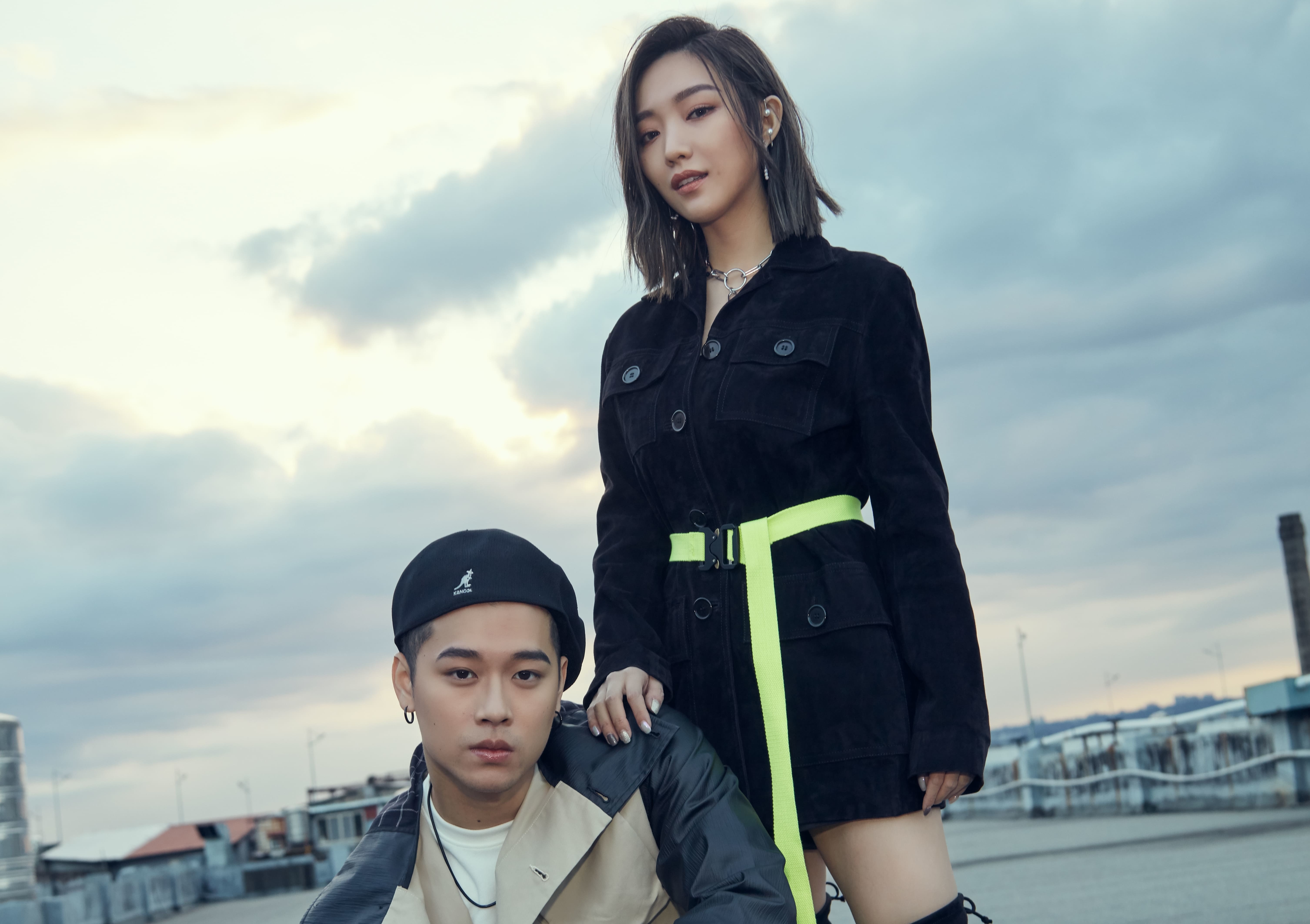 閻奕格新作《少了一件牛仔褲》，邀來當紅炸子雞OSN高爾宣合唱。（華研國際提供）