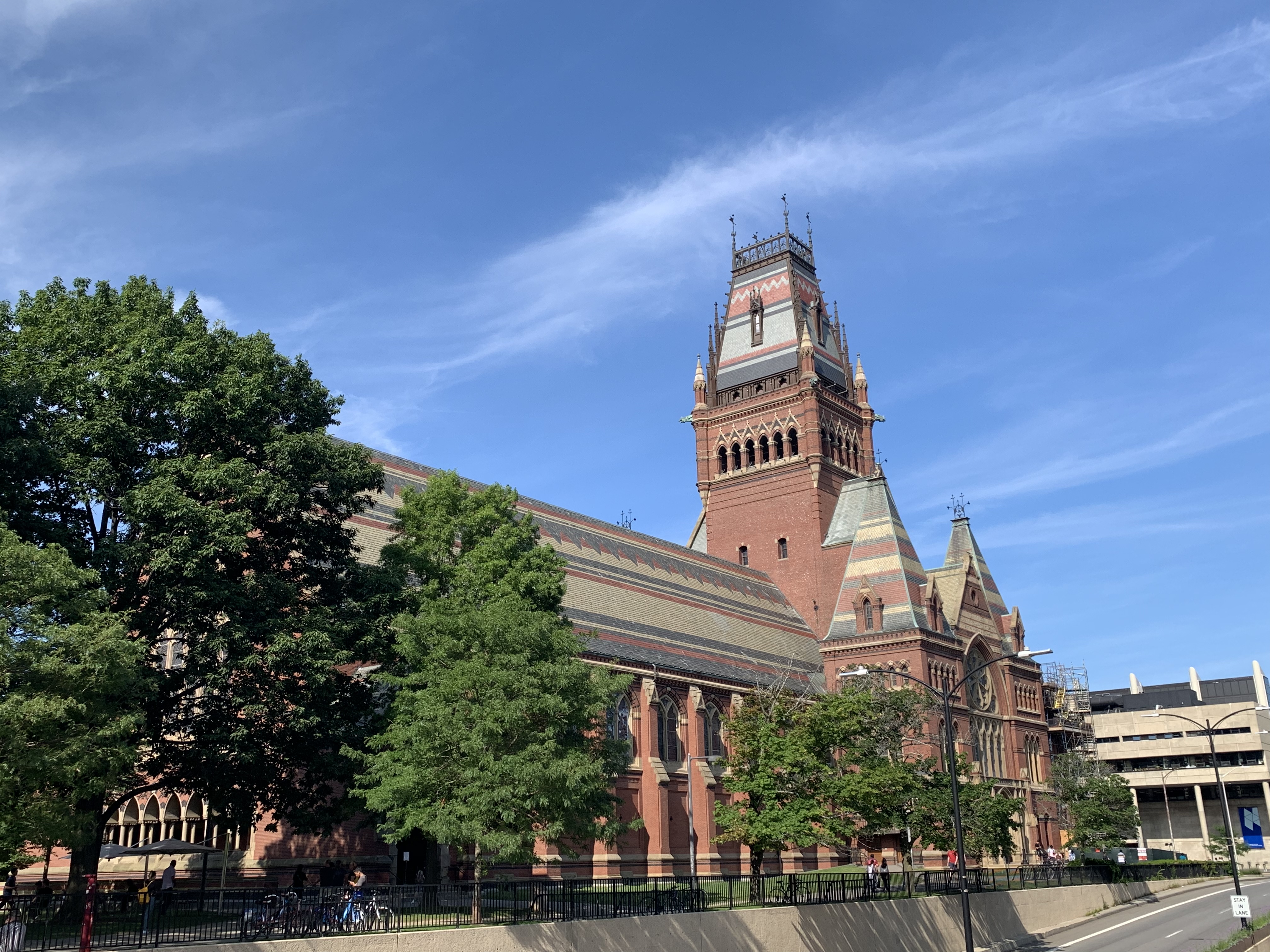 美國哈佛大學校內的圖書館。（東方IC）