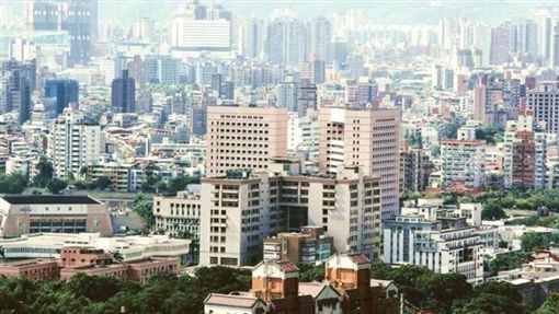 男子跳水塔自殺，住戶喝屍水11天。（示意圖，翻攝自Pixabay）