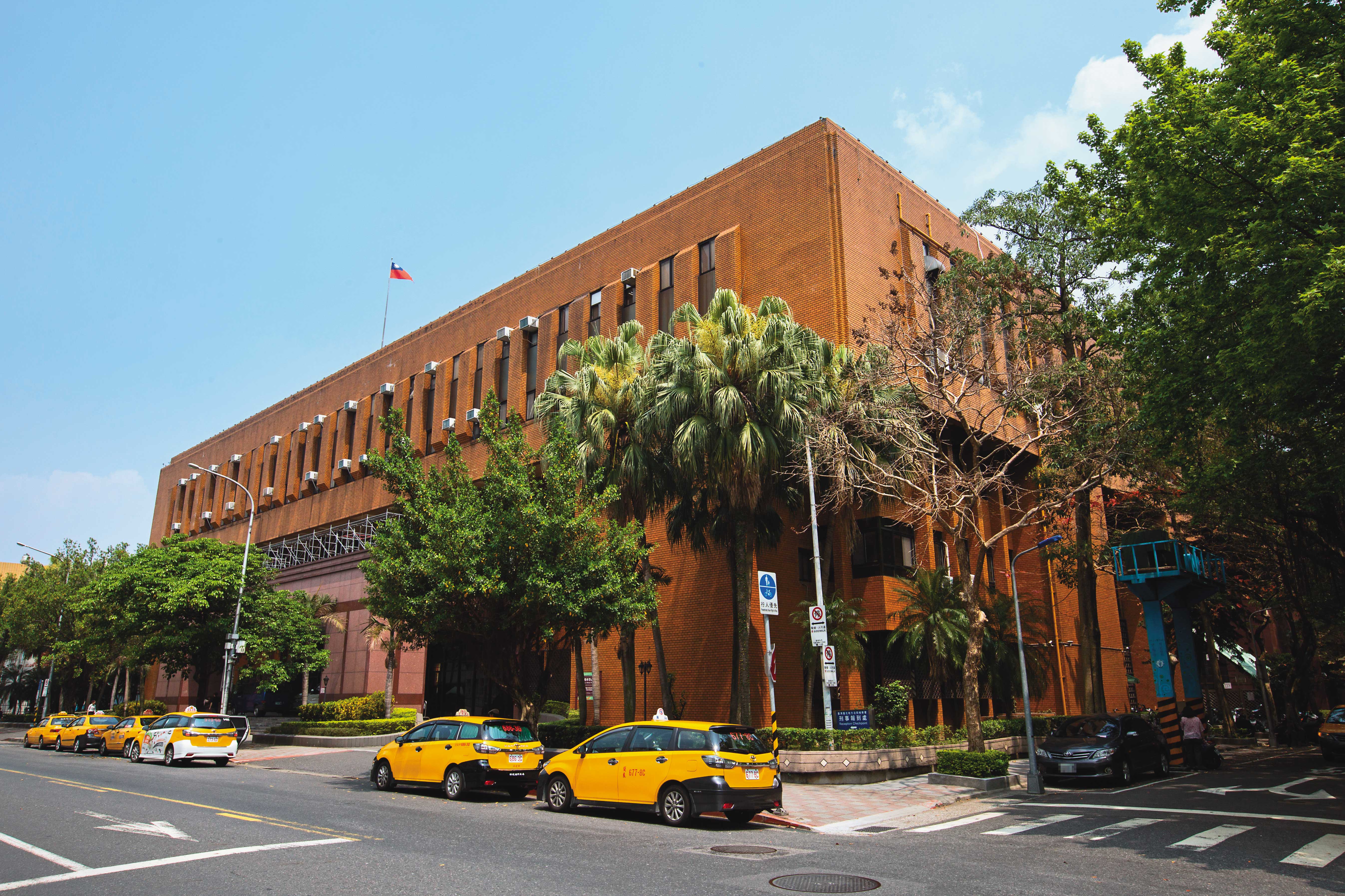 律師劉韋廷遭台北地檢署（圖）起訴偽造股東會資料，一審台北地院判他有罪。