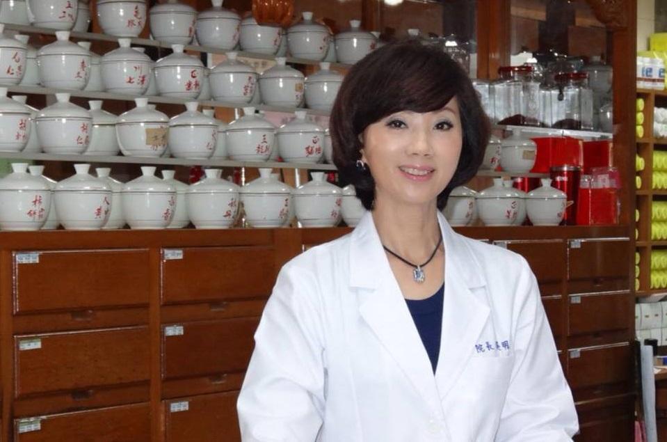 吳明珠對於照片被盜，氣到跳腳提告。（翻攝吳明珠自臉書）