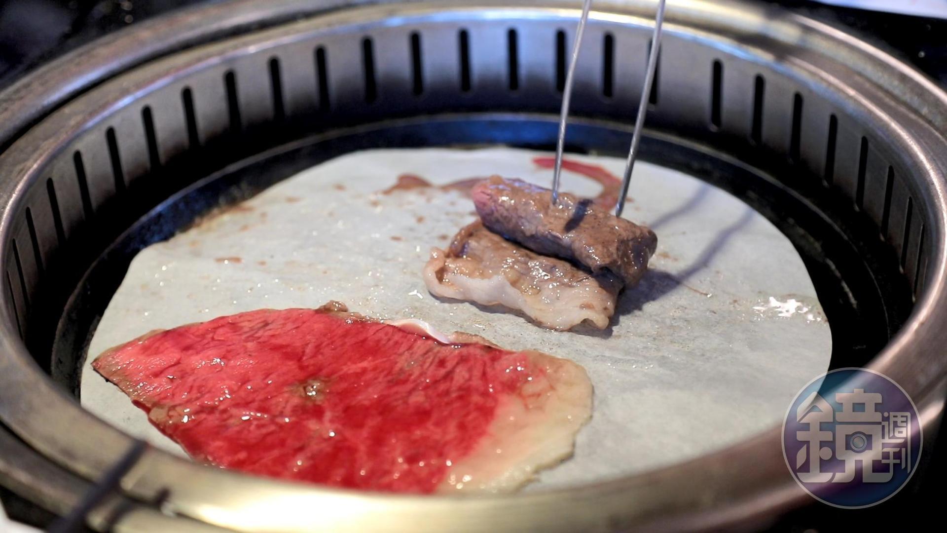 小蒙牛前年在部份門市加入燒烤,牛肉使用Prime等級霜降、和牛等。