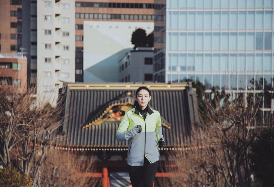 熱愛跑馬拉松的歐陽靖也分享關於京都馬拉松的資訊。(翻攝自歐陽靖・裏東京生存記臉書)