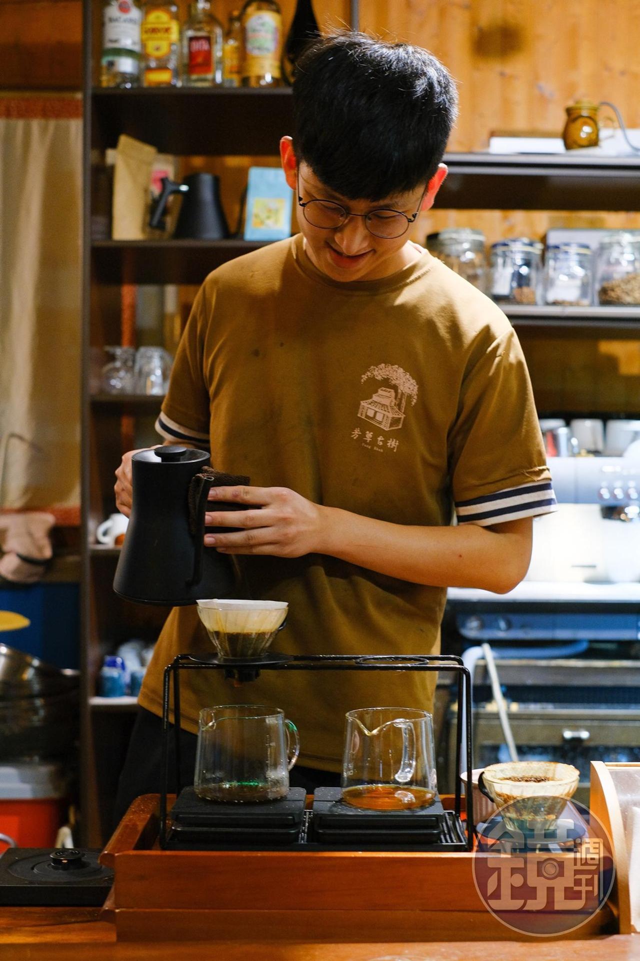 回來接手的小兒子，熱衷於精品咖啡。